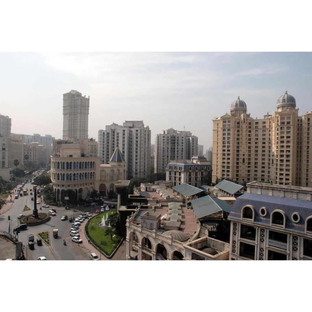 Apartment 1br Theme In Powai Mumbai