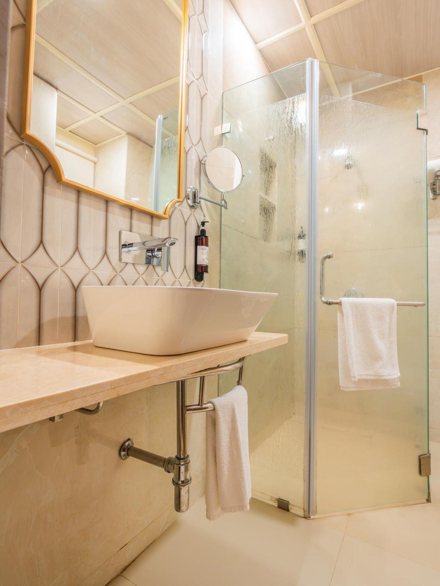 Grand - Ballard Estate, Hotel 3*