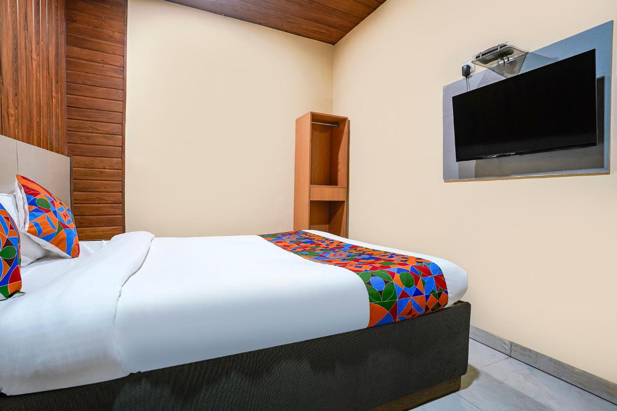Hotel Fabhotel Bala Residency 2*