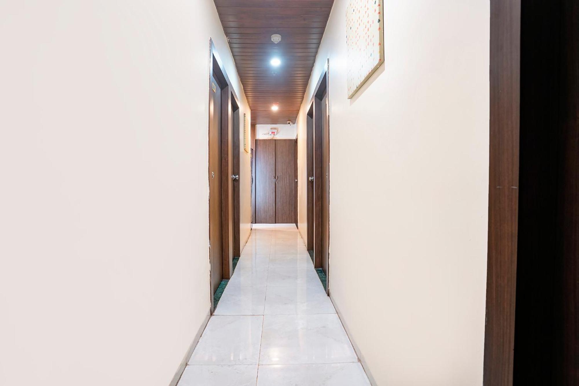 Fabhotel Bala Residency 2*