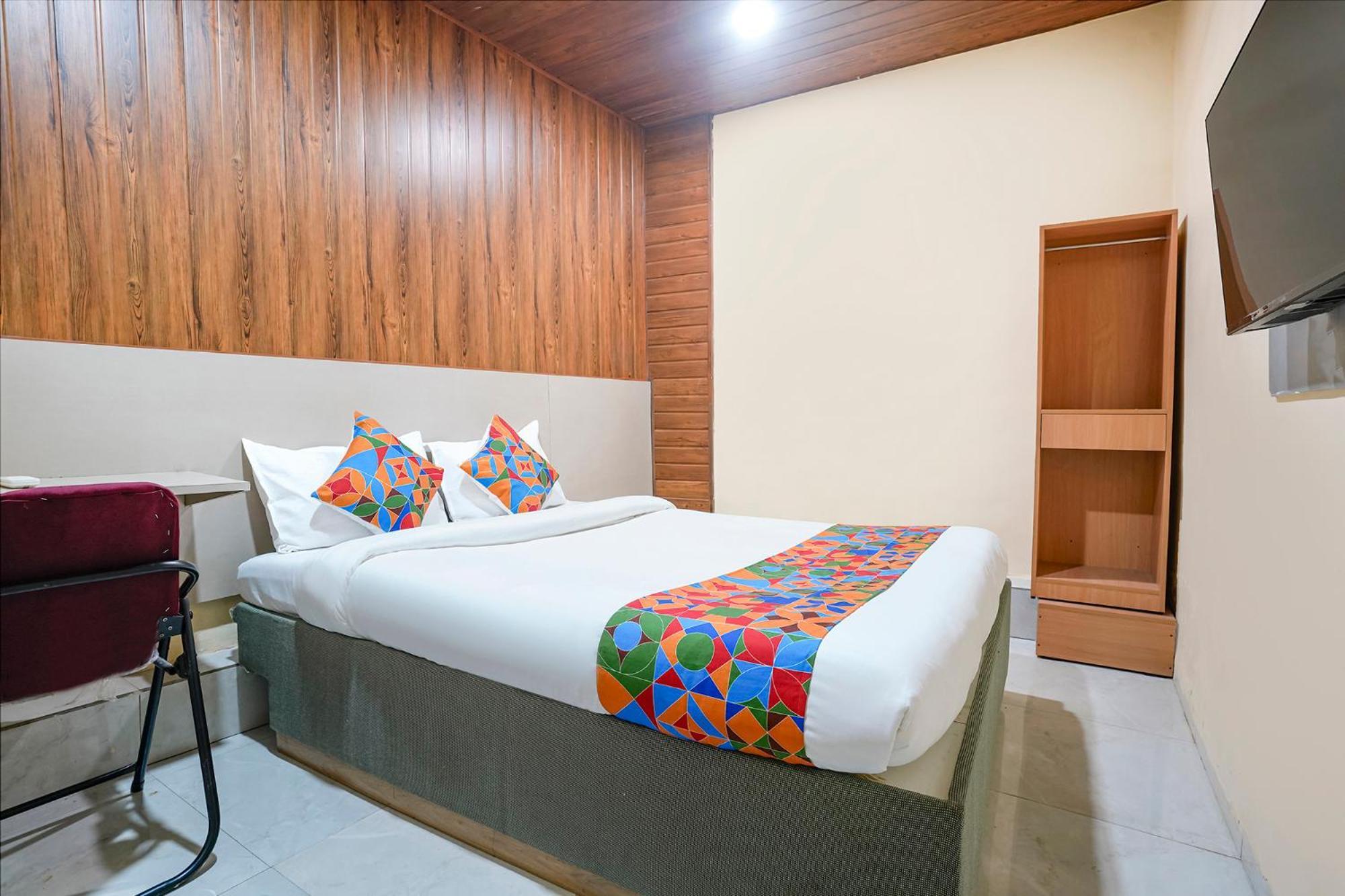 Hotel Fabhotel Bala Residency