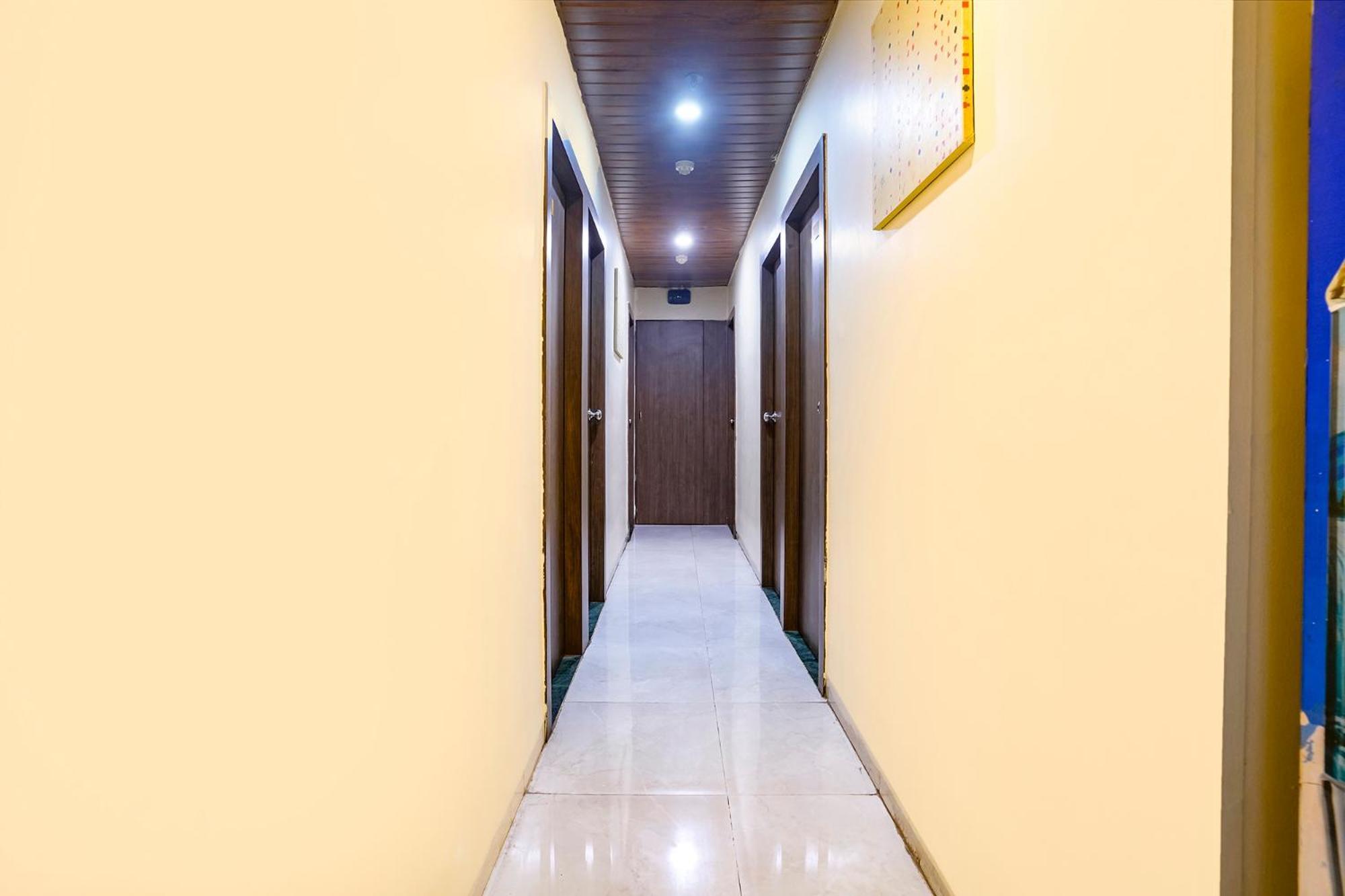 Fabhotel Bala Residency