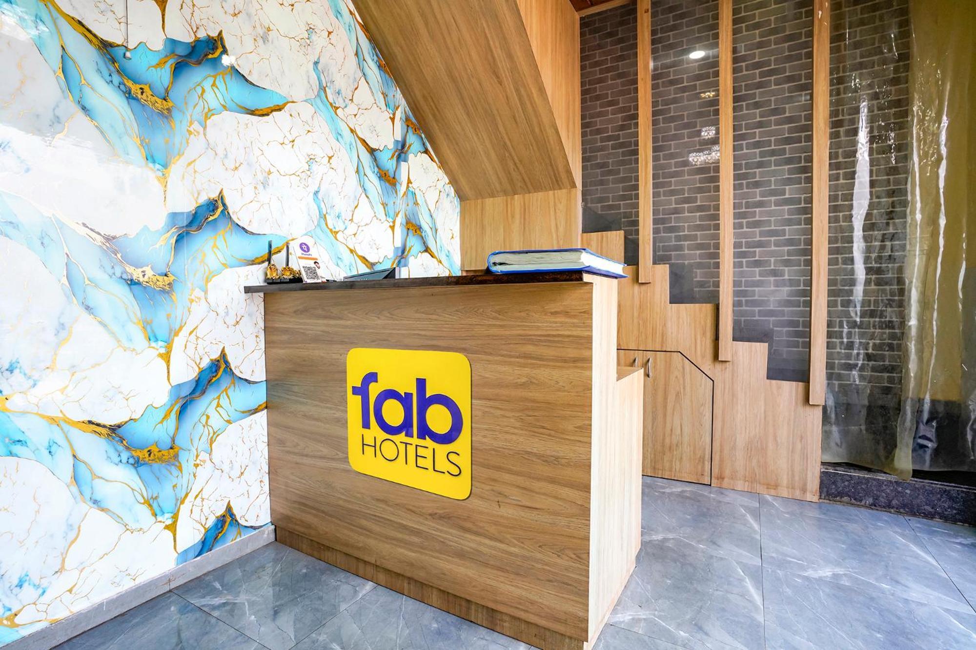 Hotel Fabhotel Bala Residency