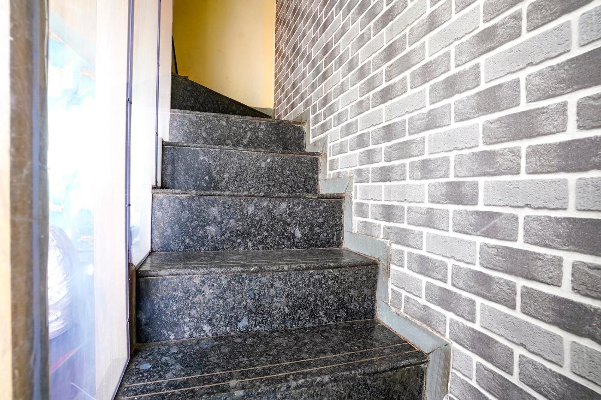 Hotel Fabhotel Bala Residency Mumbai