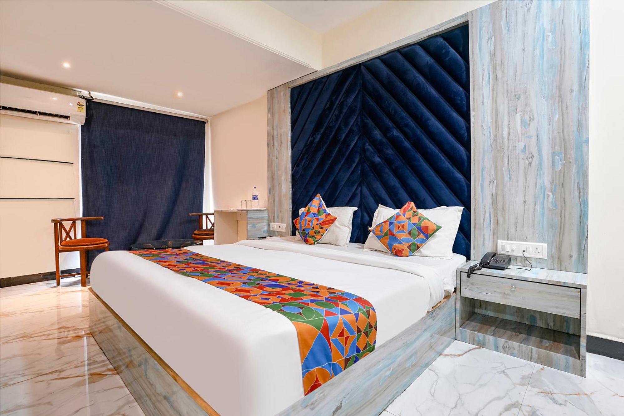 Fabhotel Occazia Paradise Hotel