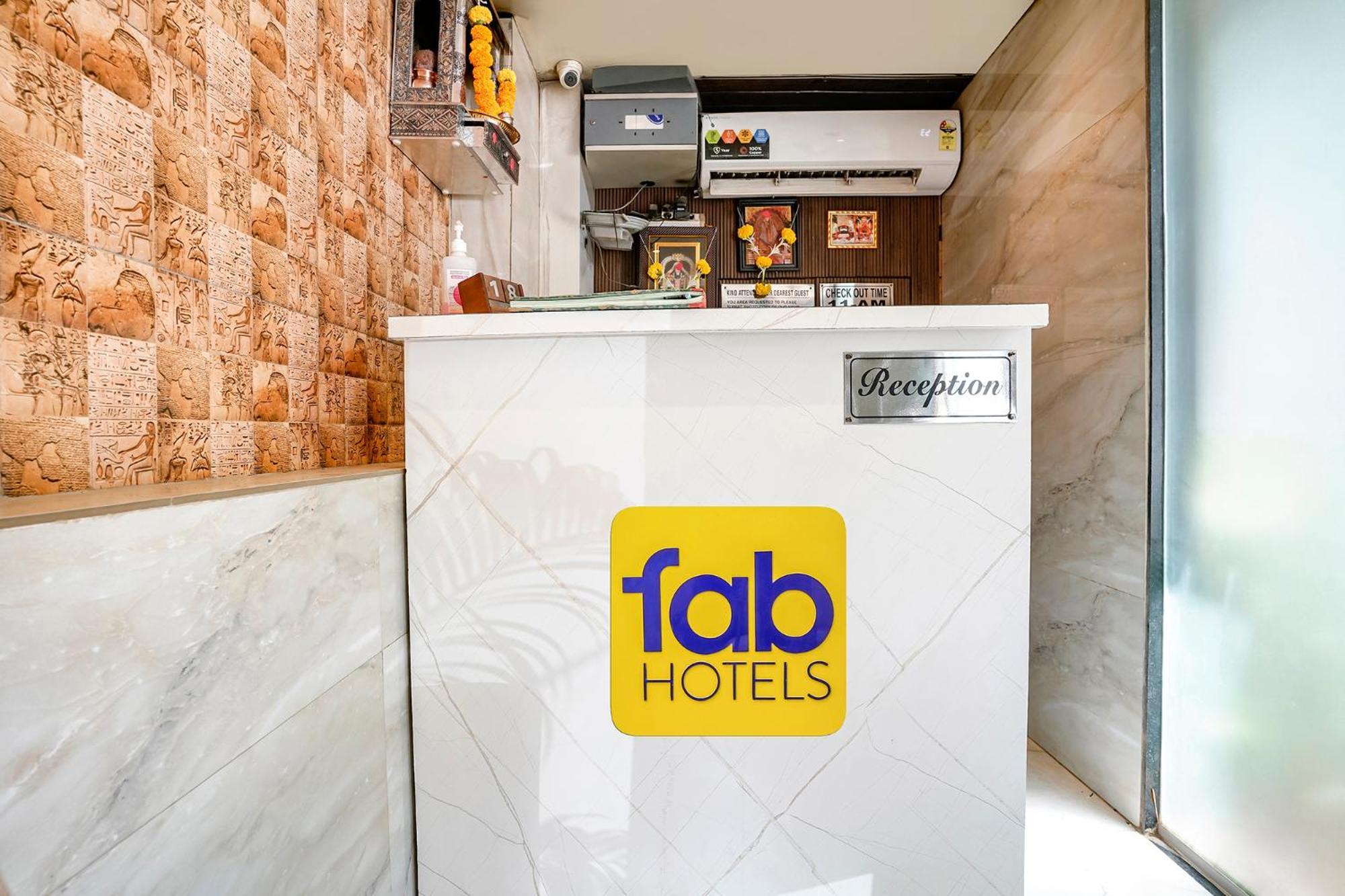 Fabhotel Occazia Paradise 3*