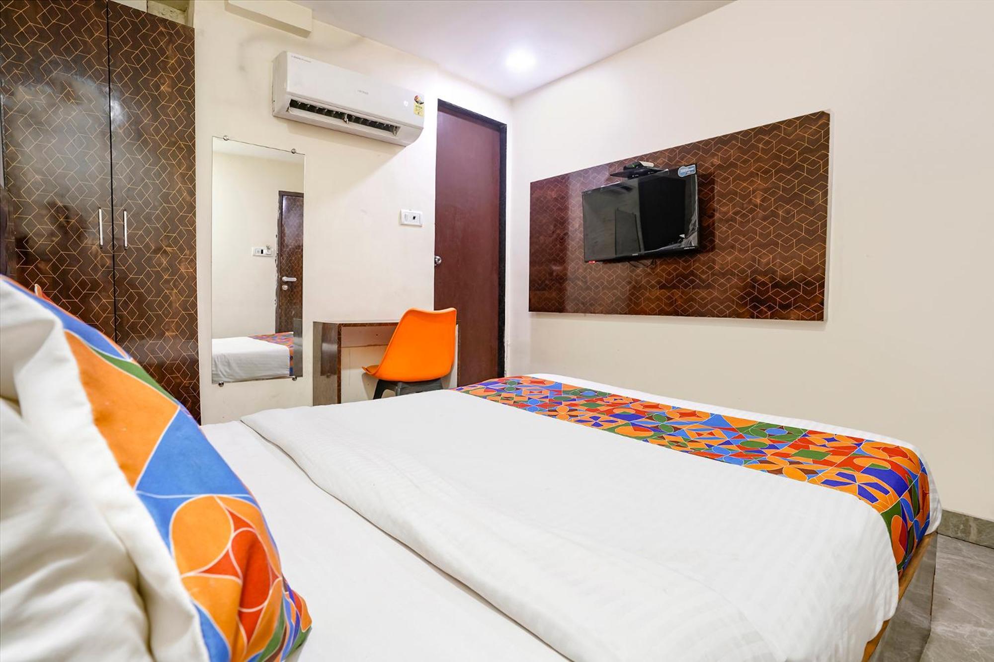 Hotel Fabexpress Occazia Paradise 3*
