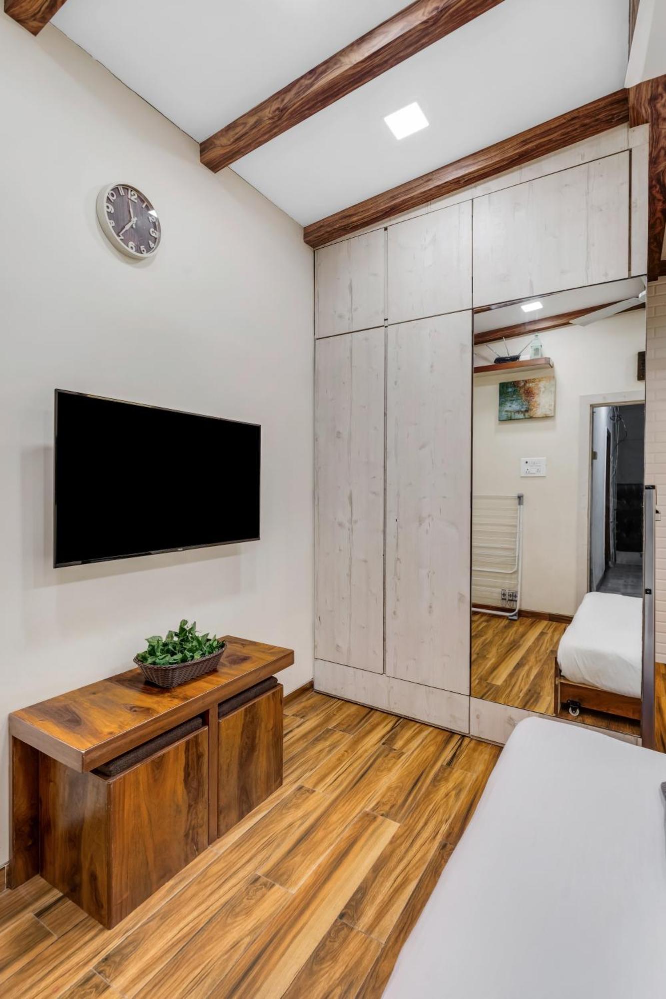 Apartment Mysa Bandra W The Company - Eco