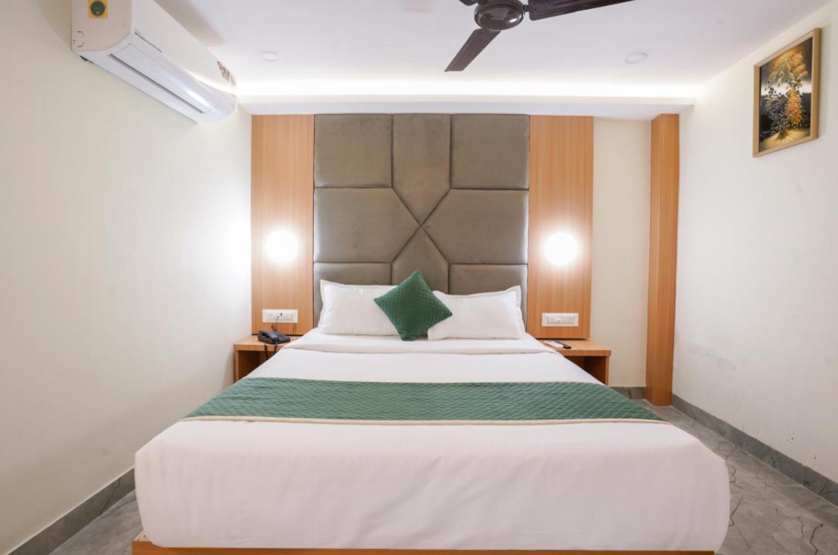 Crystal Place Hotel Mumbai