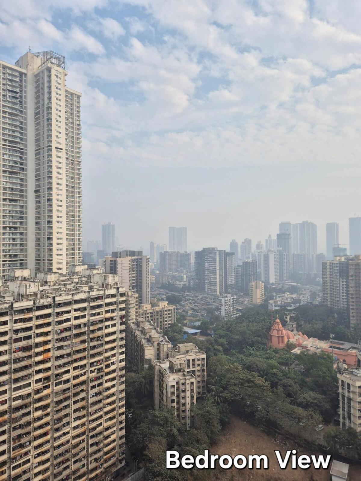 Sky View 1bhk Near Nesco & Jp Morgan Apartment
