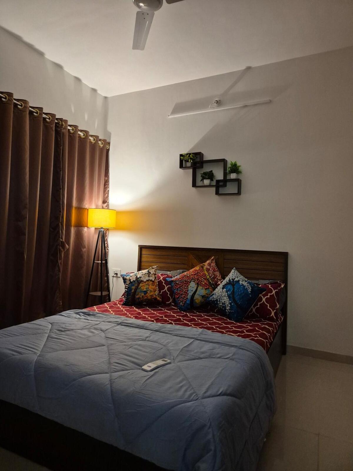 Apartment Sky View 1bhk Near Nesco & Jp Morgan Mumbai