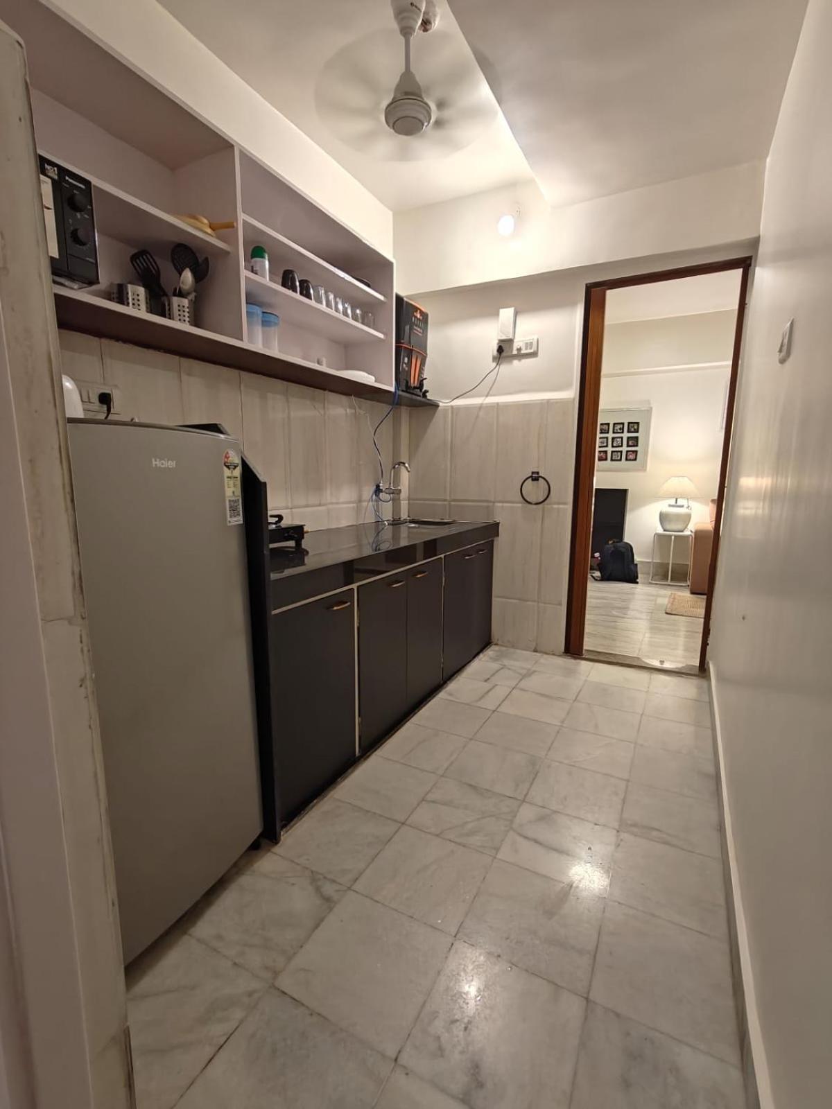 Apartment Spacious 1bhk Off Carter Road Mumbai