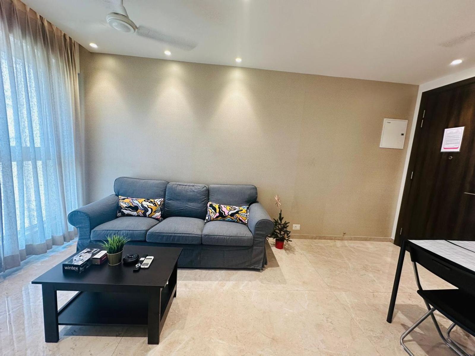1br Theme In Powai *