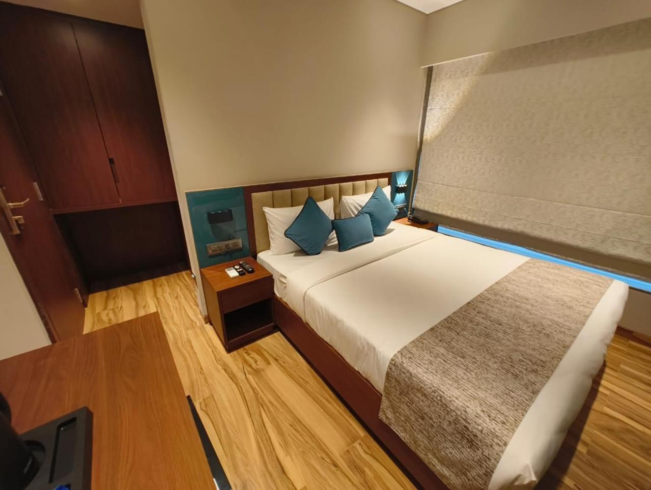 Flexi Residency Hotel 3*