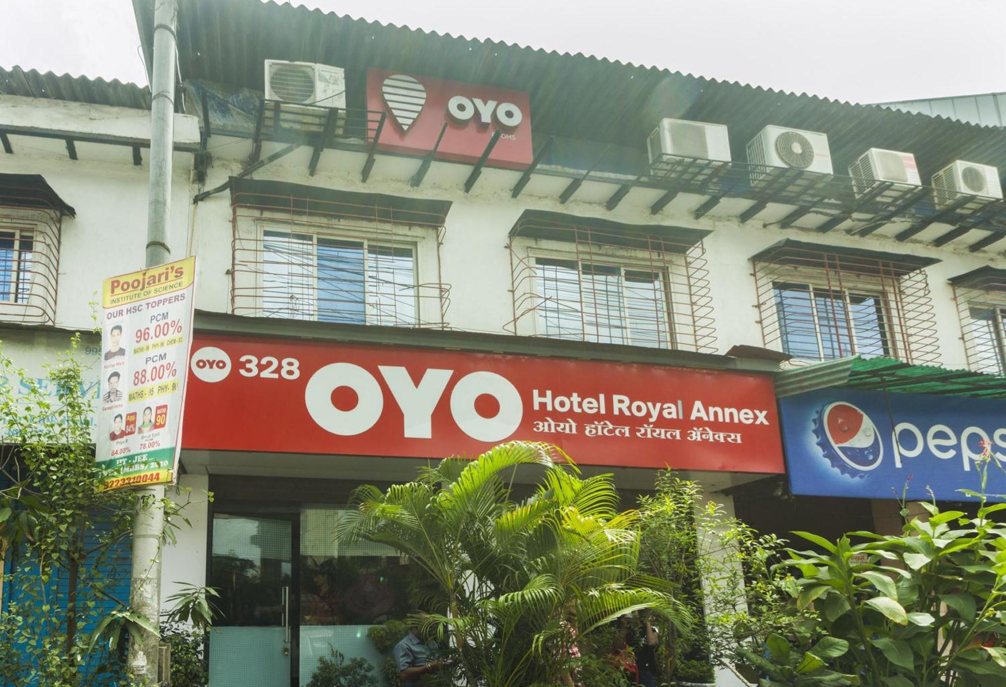 O Royal Grand Near Chhatrapati Shivaji International Airport 3* Mumbai