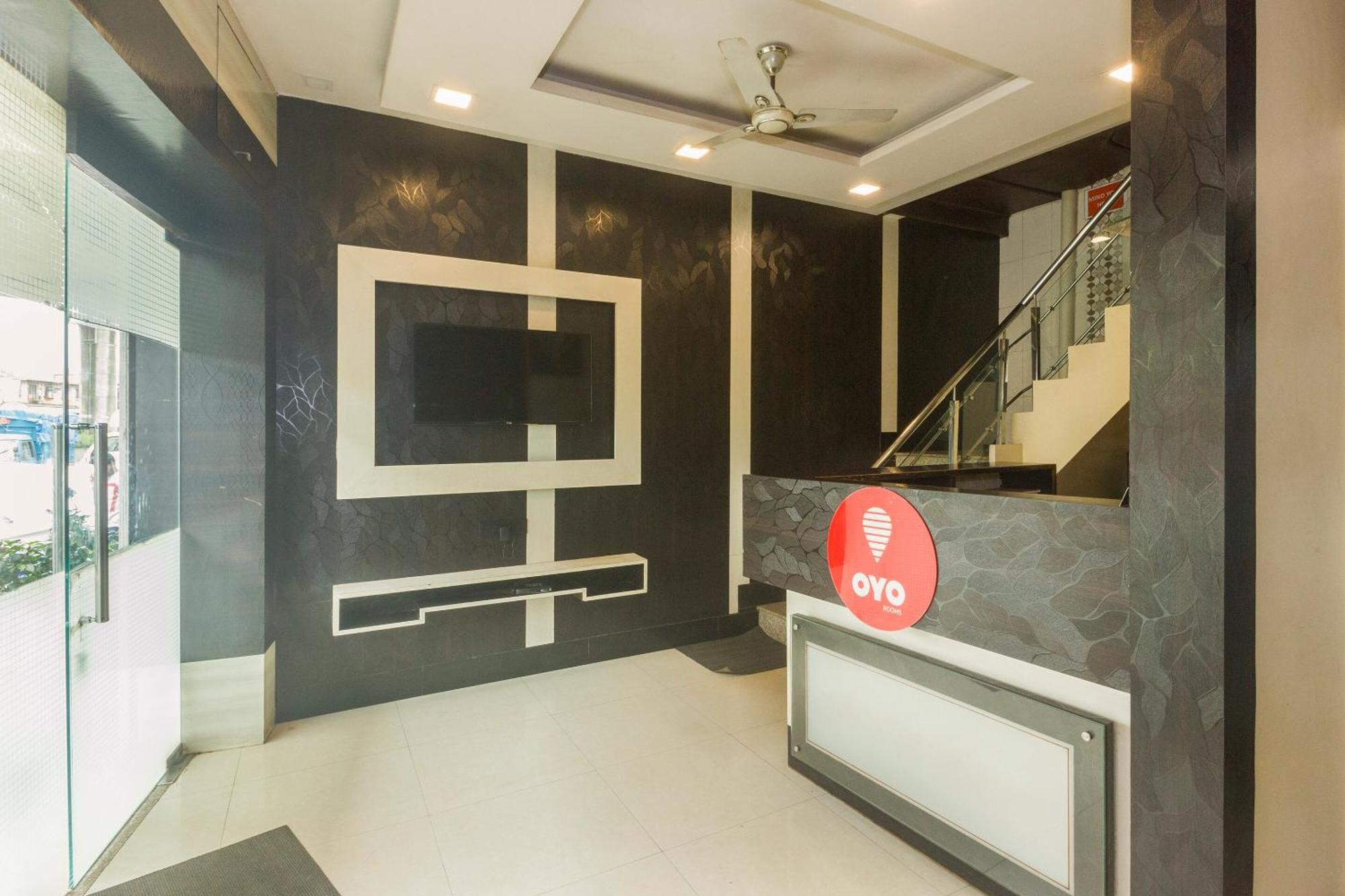 O Royal Grand Near Chhatrapati Shivaji International Airport 3*
