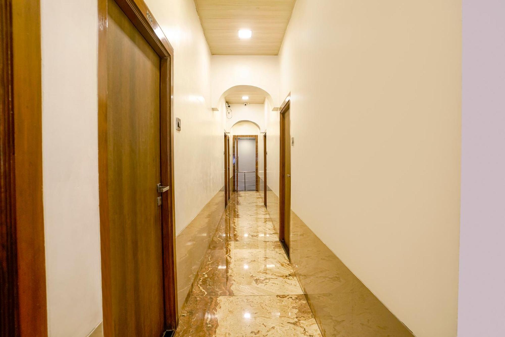 Fabexpress Malali Residency 4* Mumbai