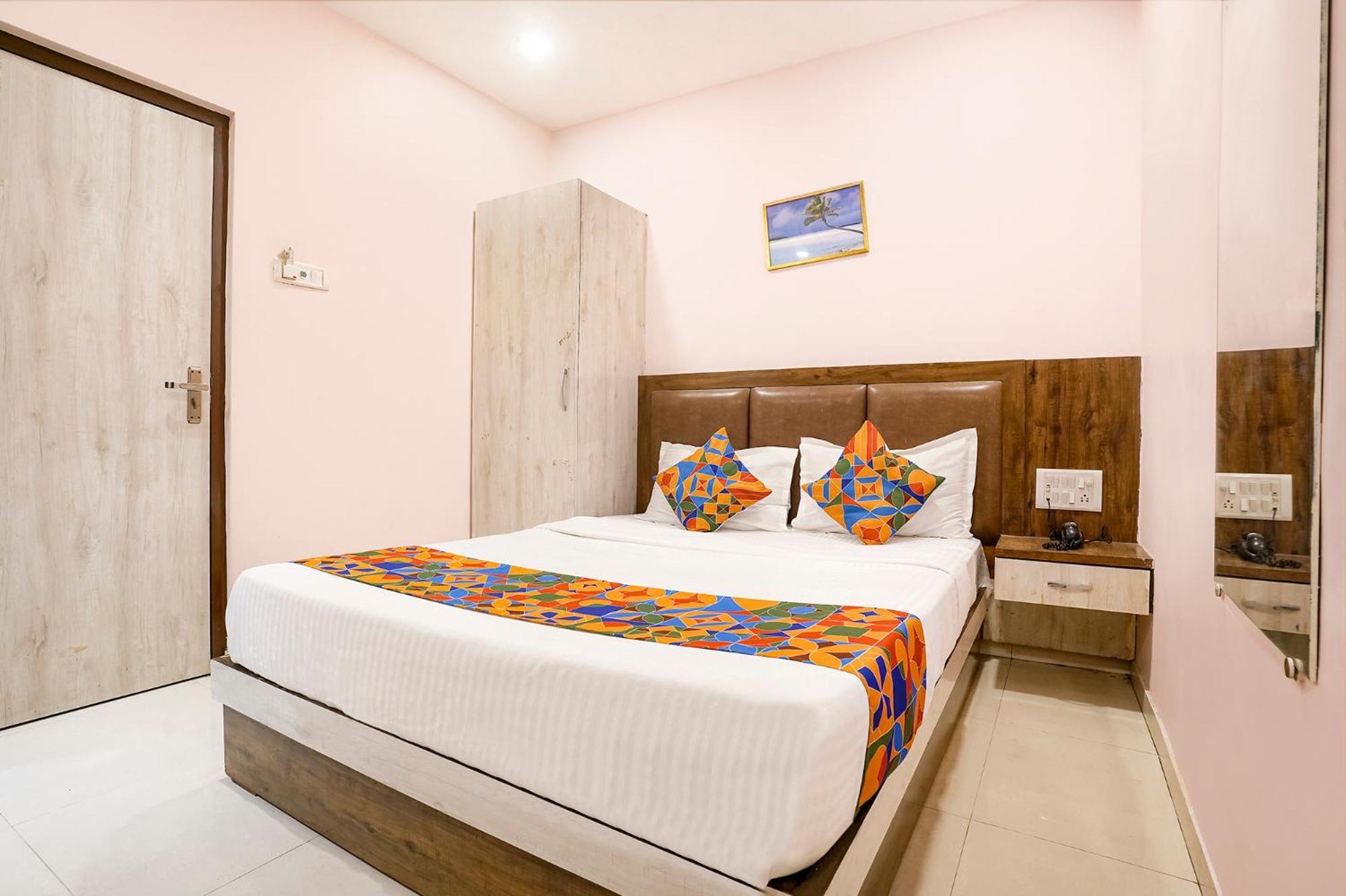 Fabexpress Tawakkal Hotel Mumbai