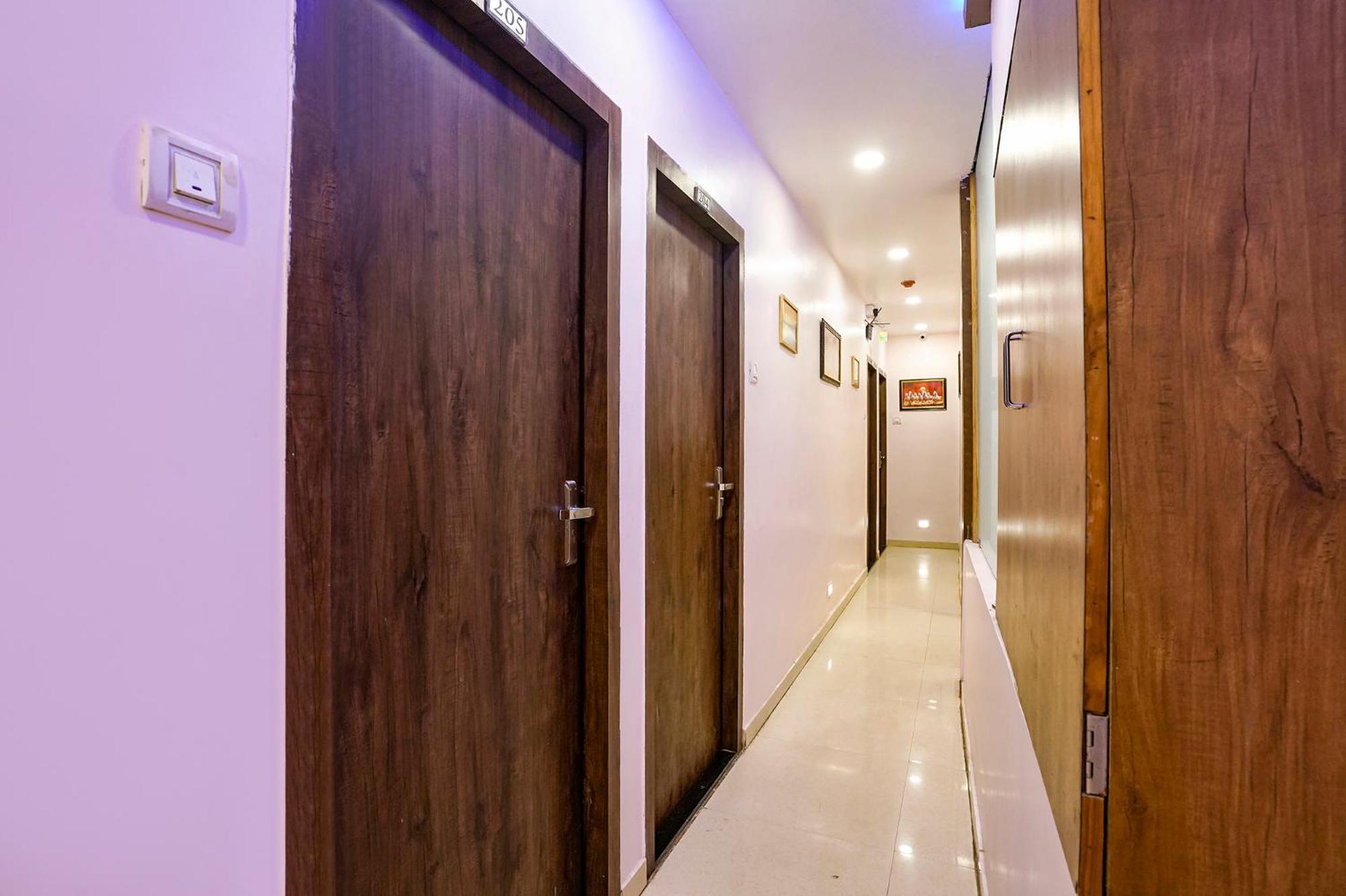 Hotel Fabexpress Tawakkal 2*