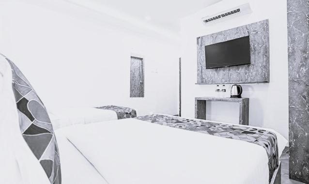 Fabhotel Pinnacle Hotel 3*