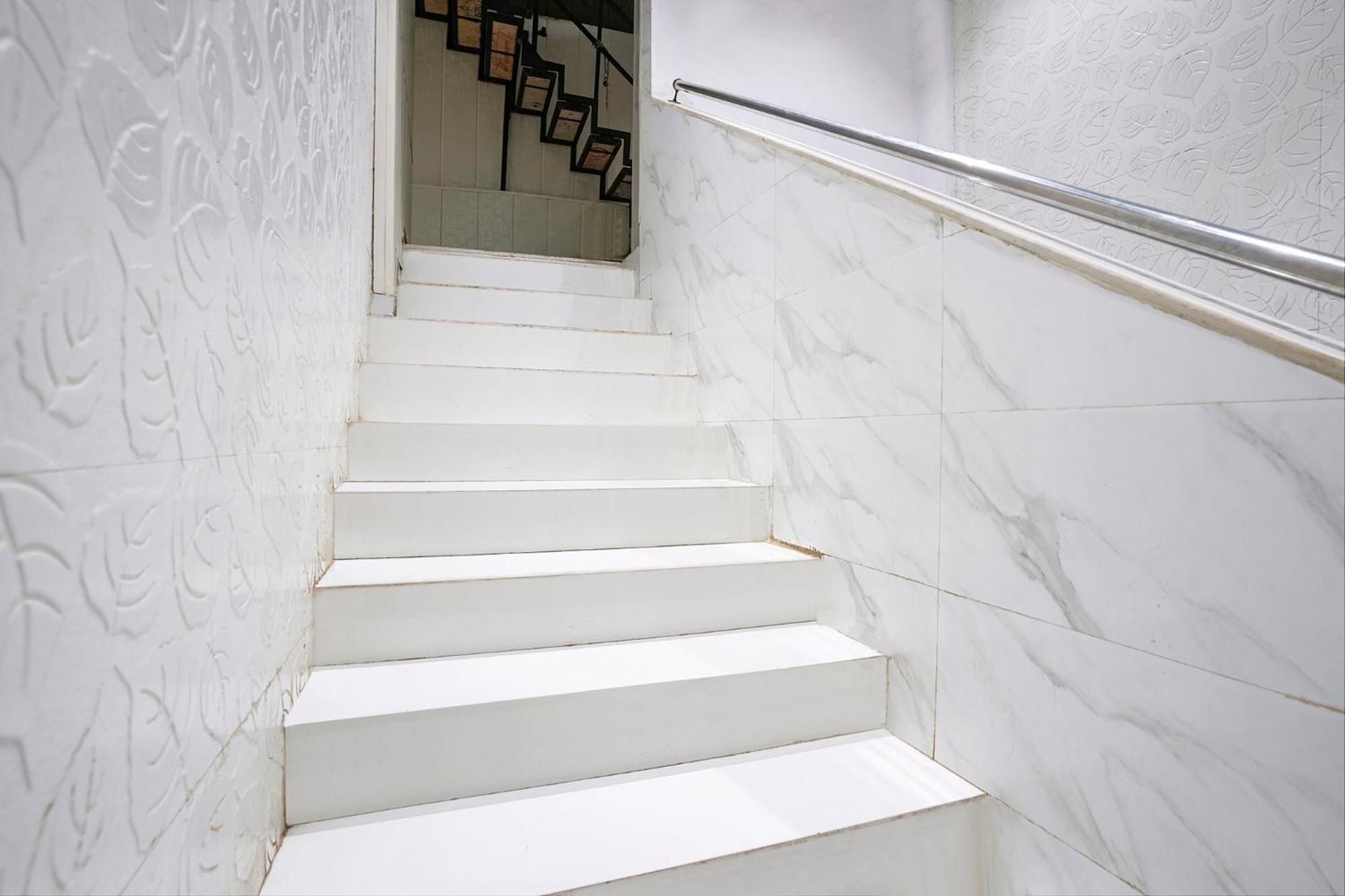 Fabhotel Hans Residency Mumbai