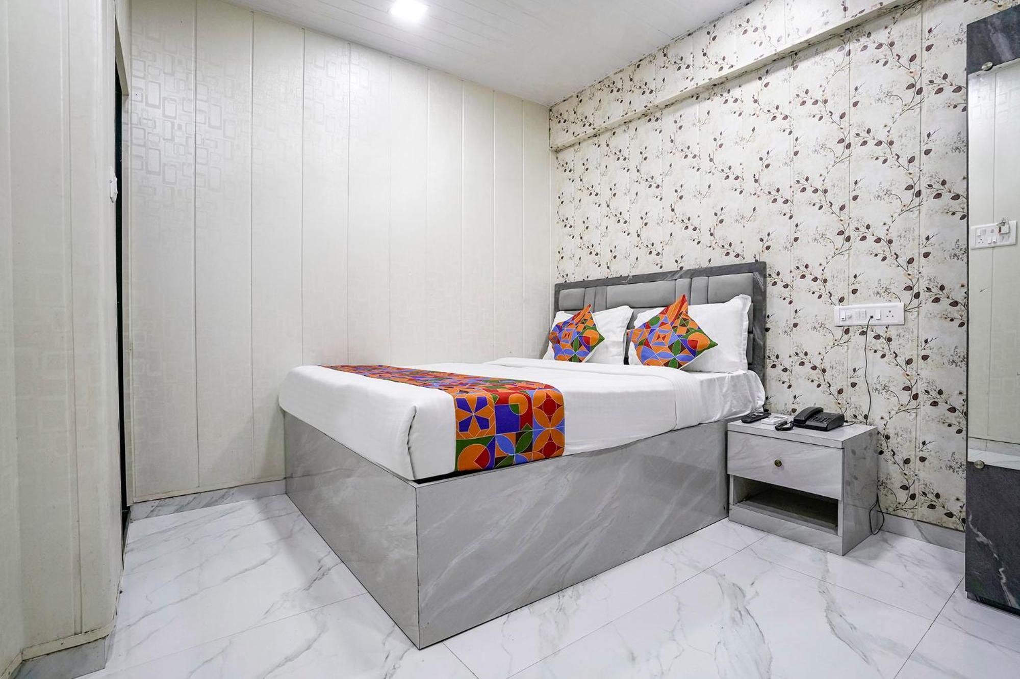 Fabhotel Hans Residency Hotel