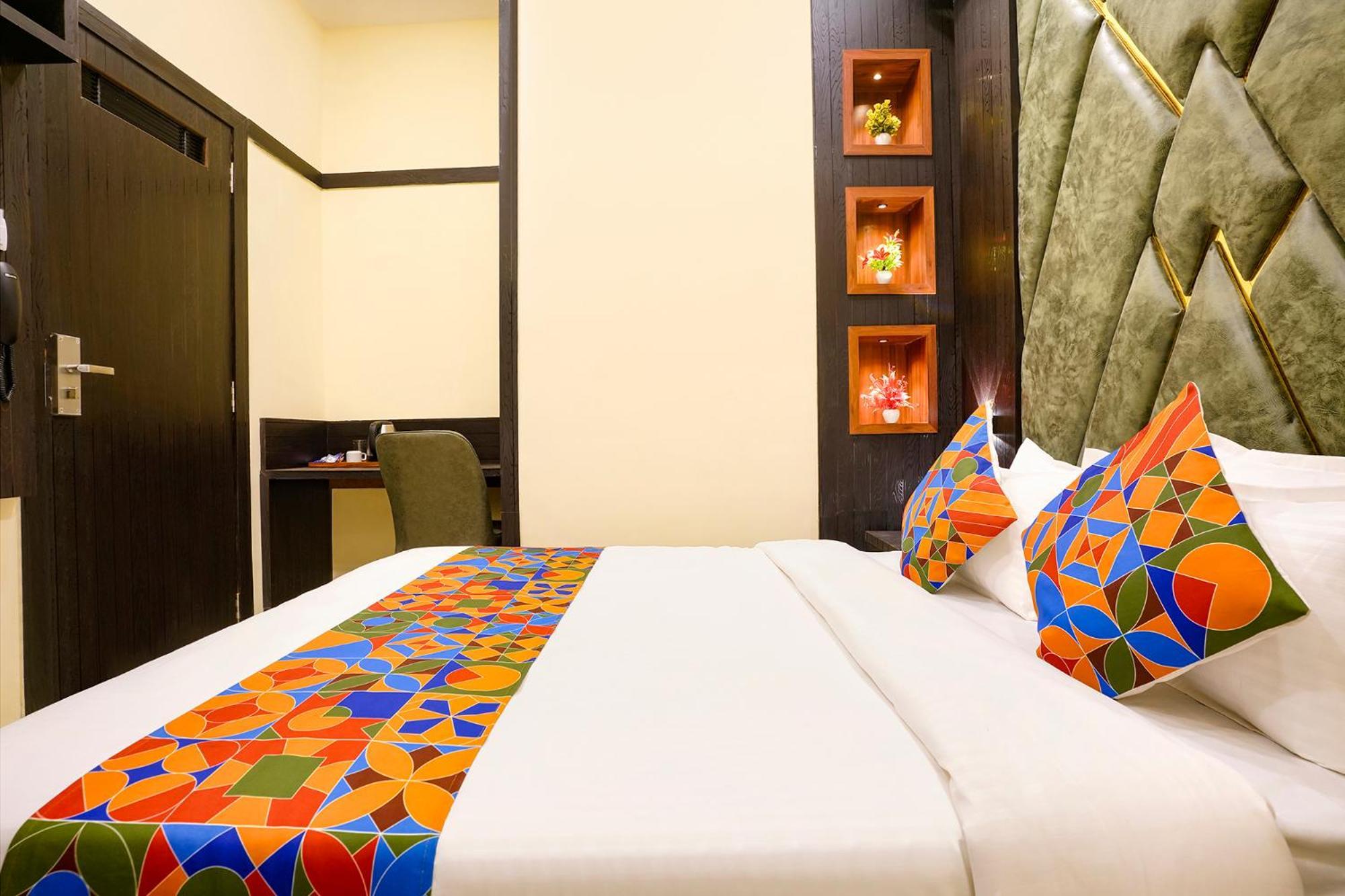 Fabhotel Skyline 3* Mumbai
