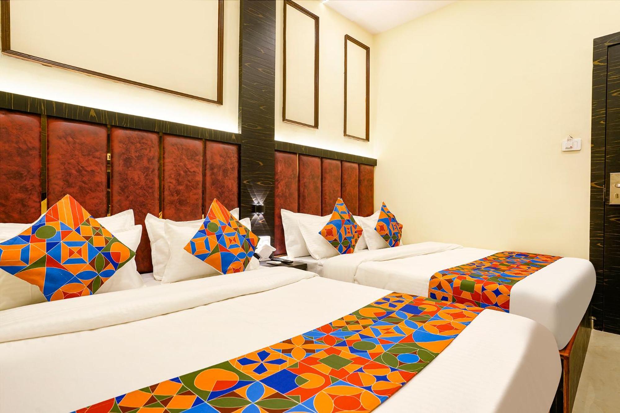 Fabhotel Skyline 3*