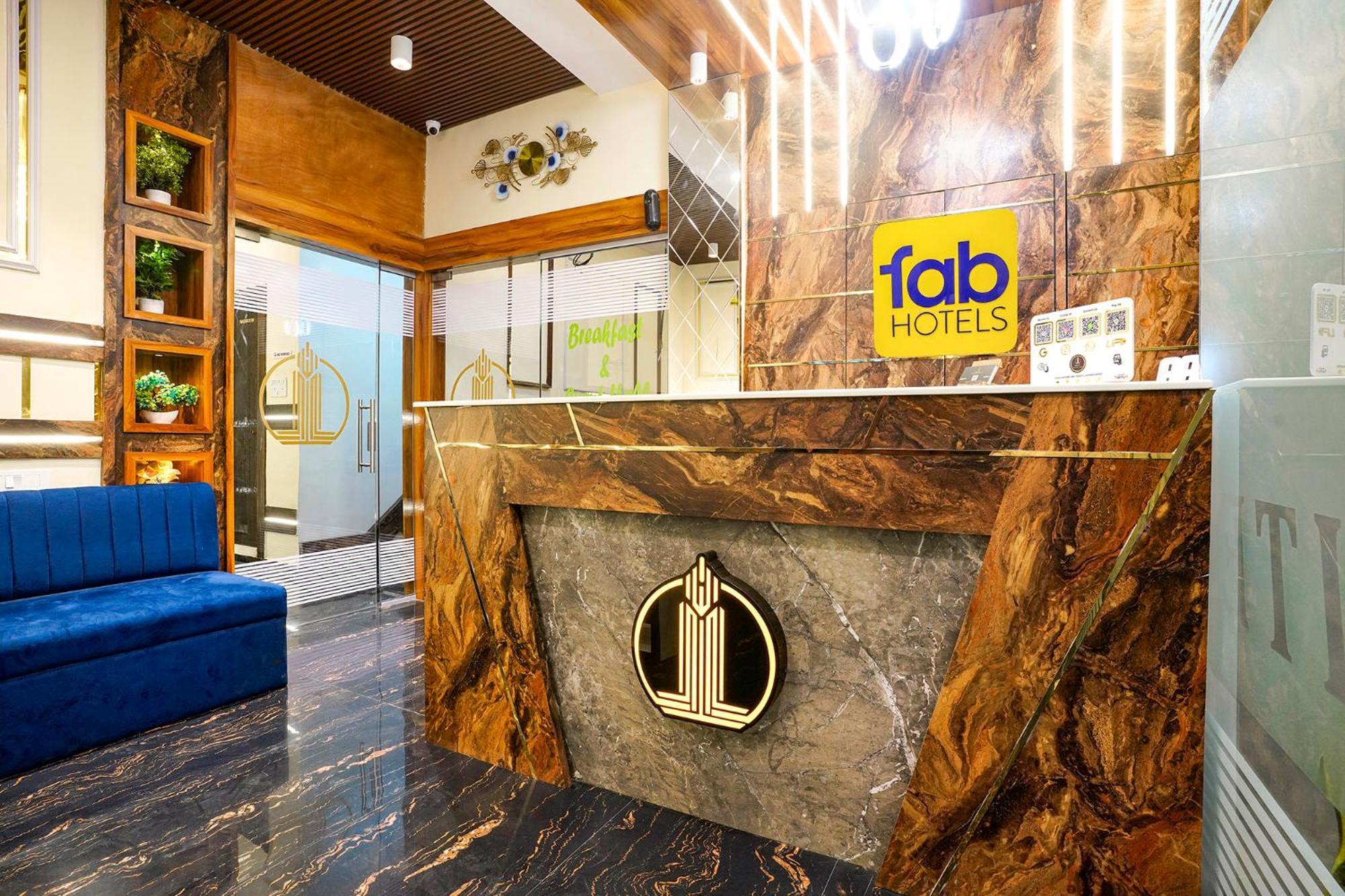 Fabhotel Skyline Hotel