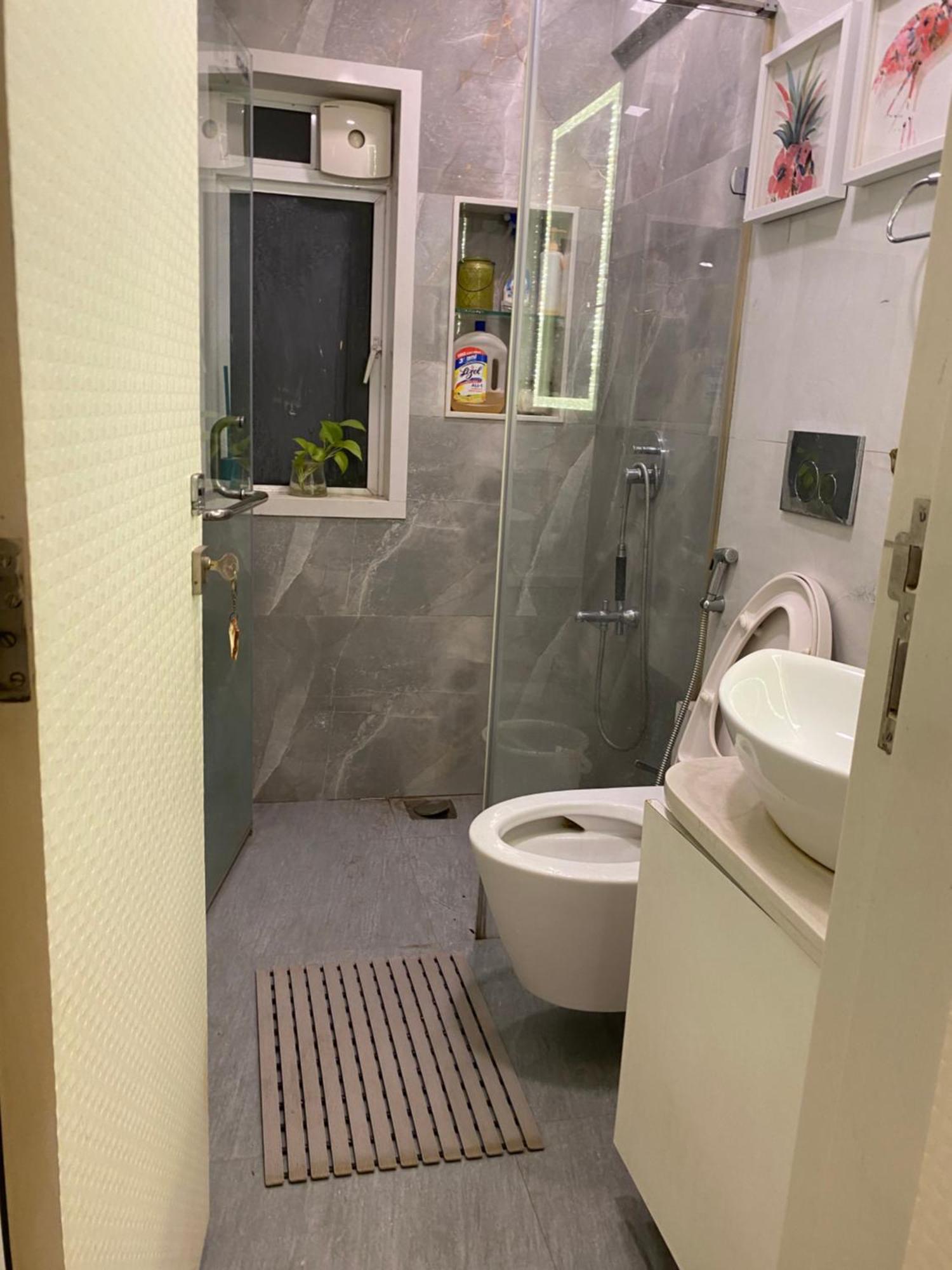Apartment Lovely Two Bedrooms Huge In Mumbai