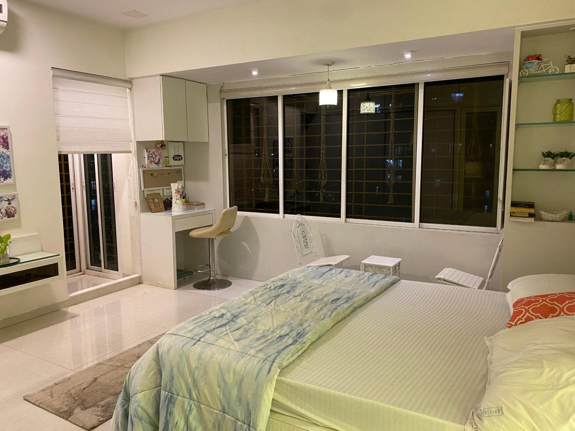 Lovely Two Bedrooms Huge In * Mumbai