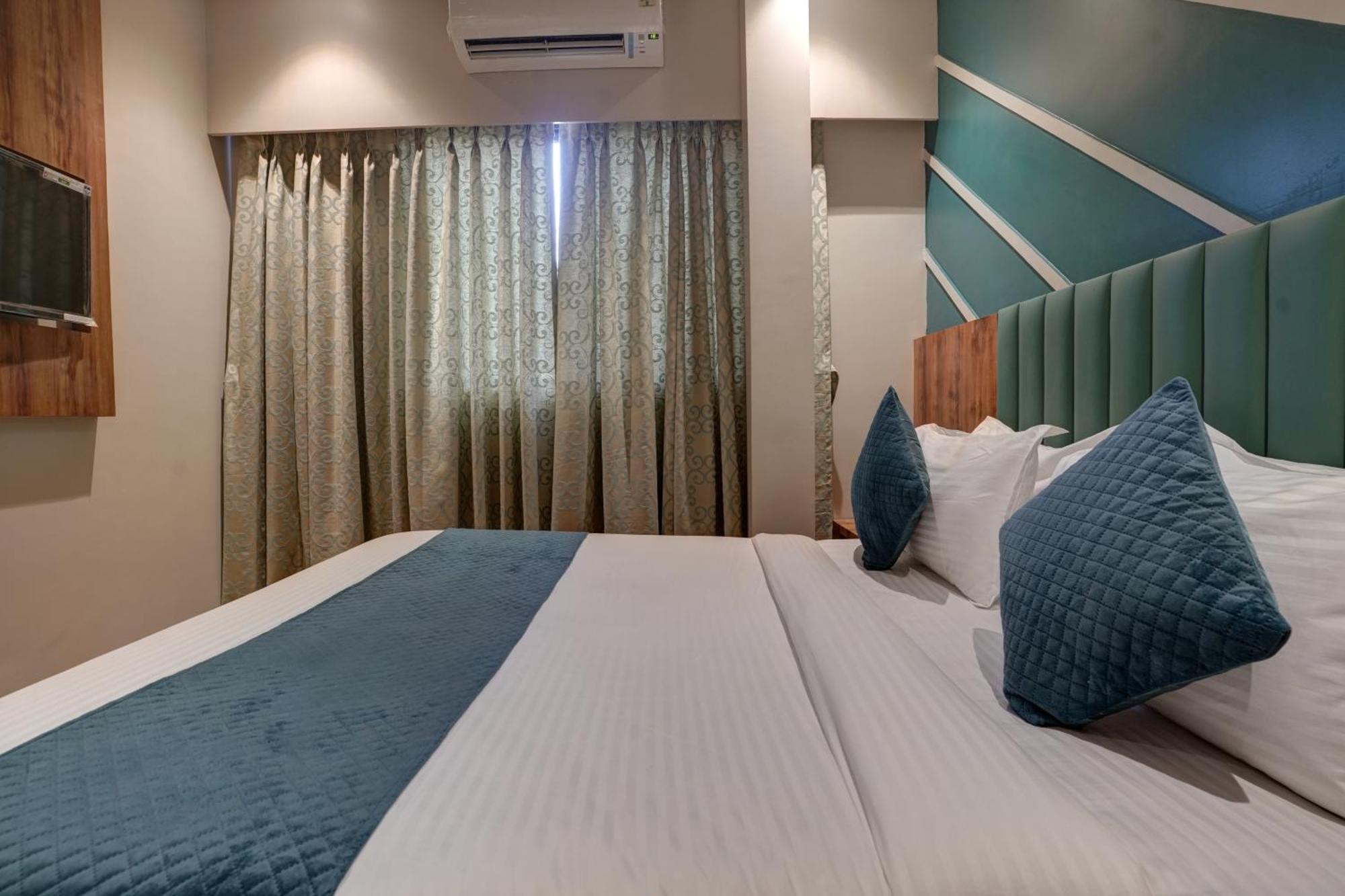 Hotel Starville Andheri Midc 3*