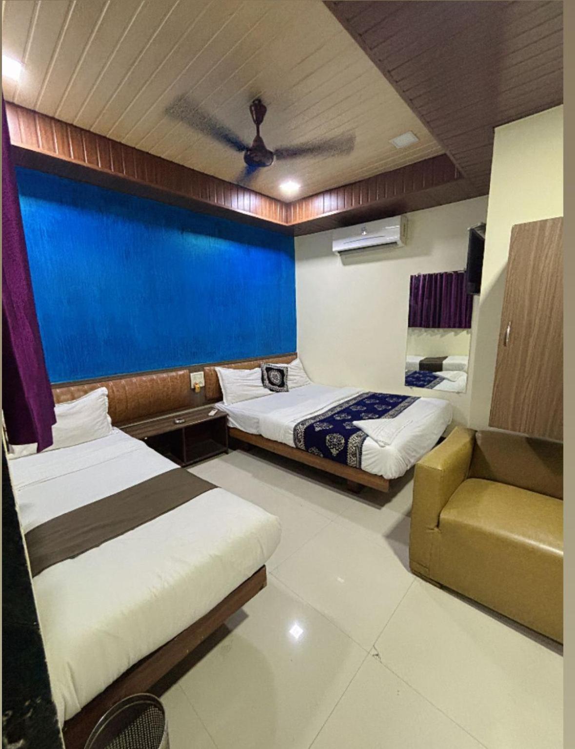 Hotel Bkc Residency Near T2 Airport , Us Consulate General, & Jio World Convention Centre Mumbai