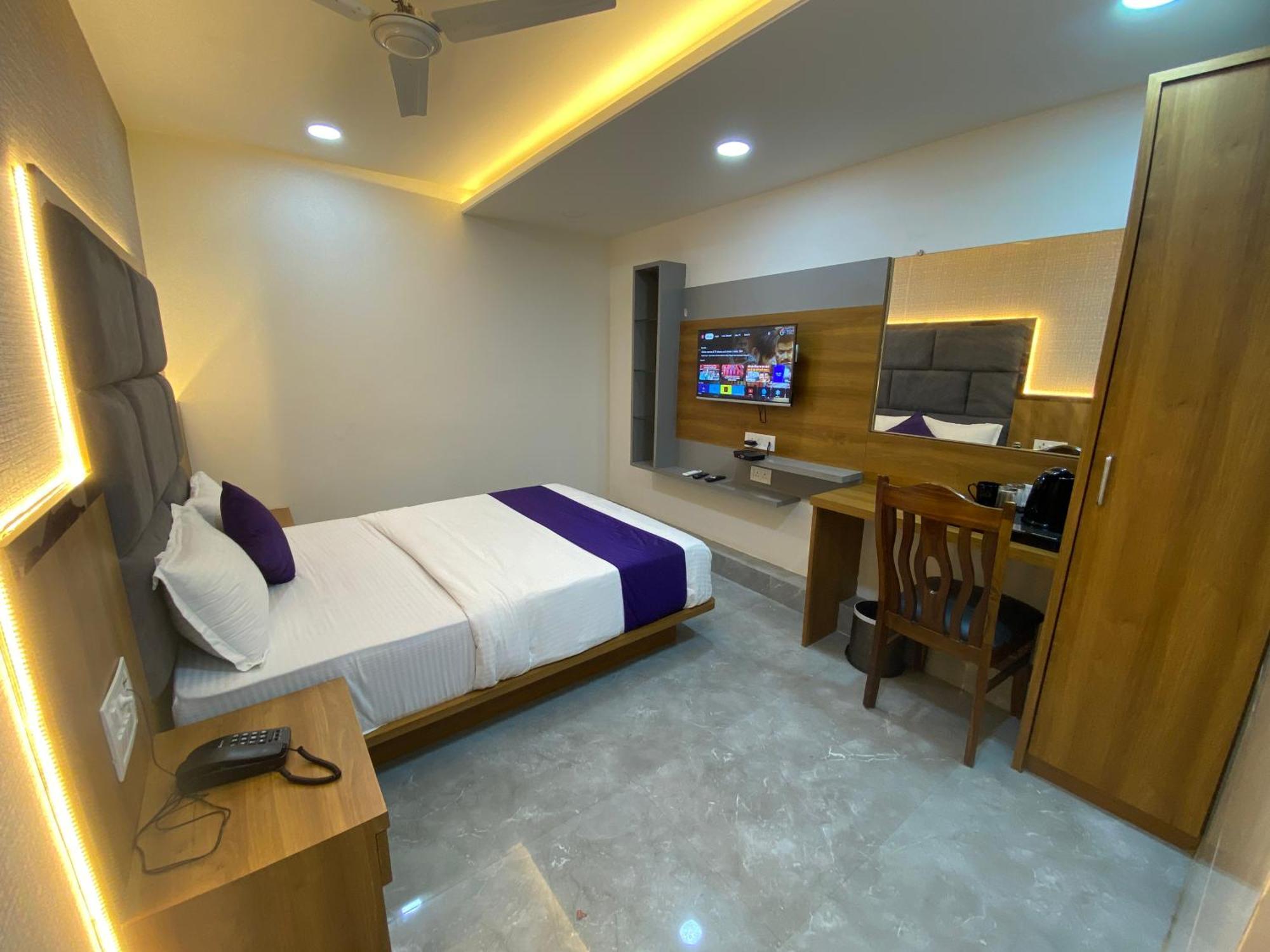 Hotel Bkc Gold View 3*