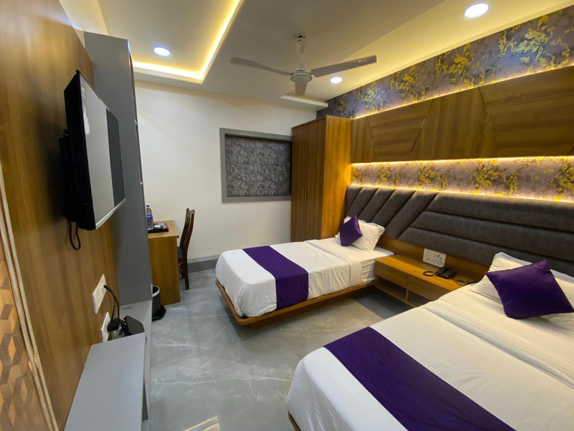 Bkc Gold View 3*