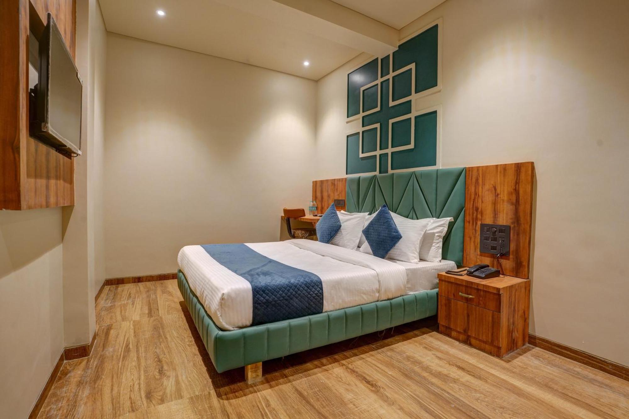 Hotel Starville Andheri Midc Mumbai