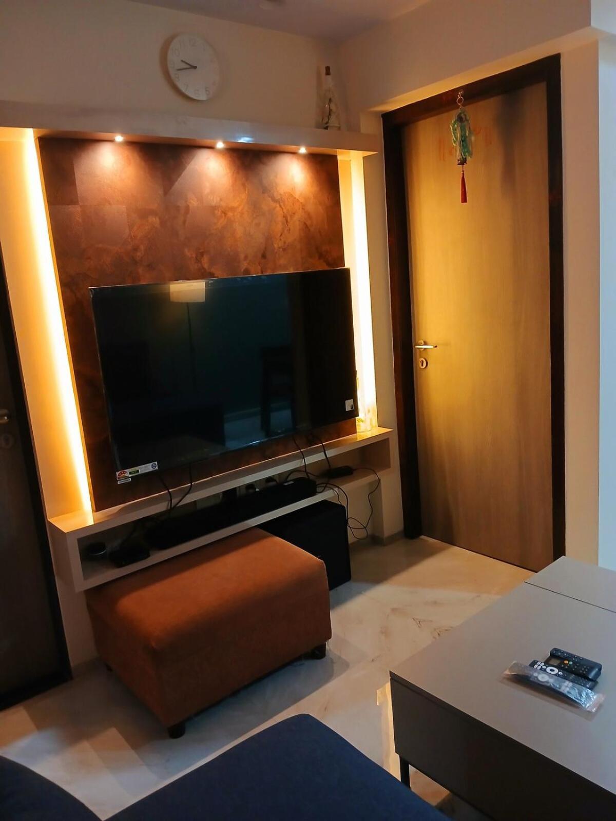 Apartment Whispering Woods - 2bed 2bath Lush Lakeside Mumbai