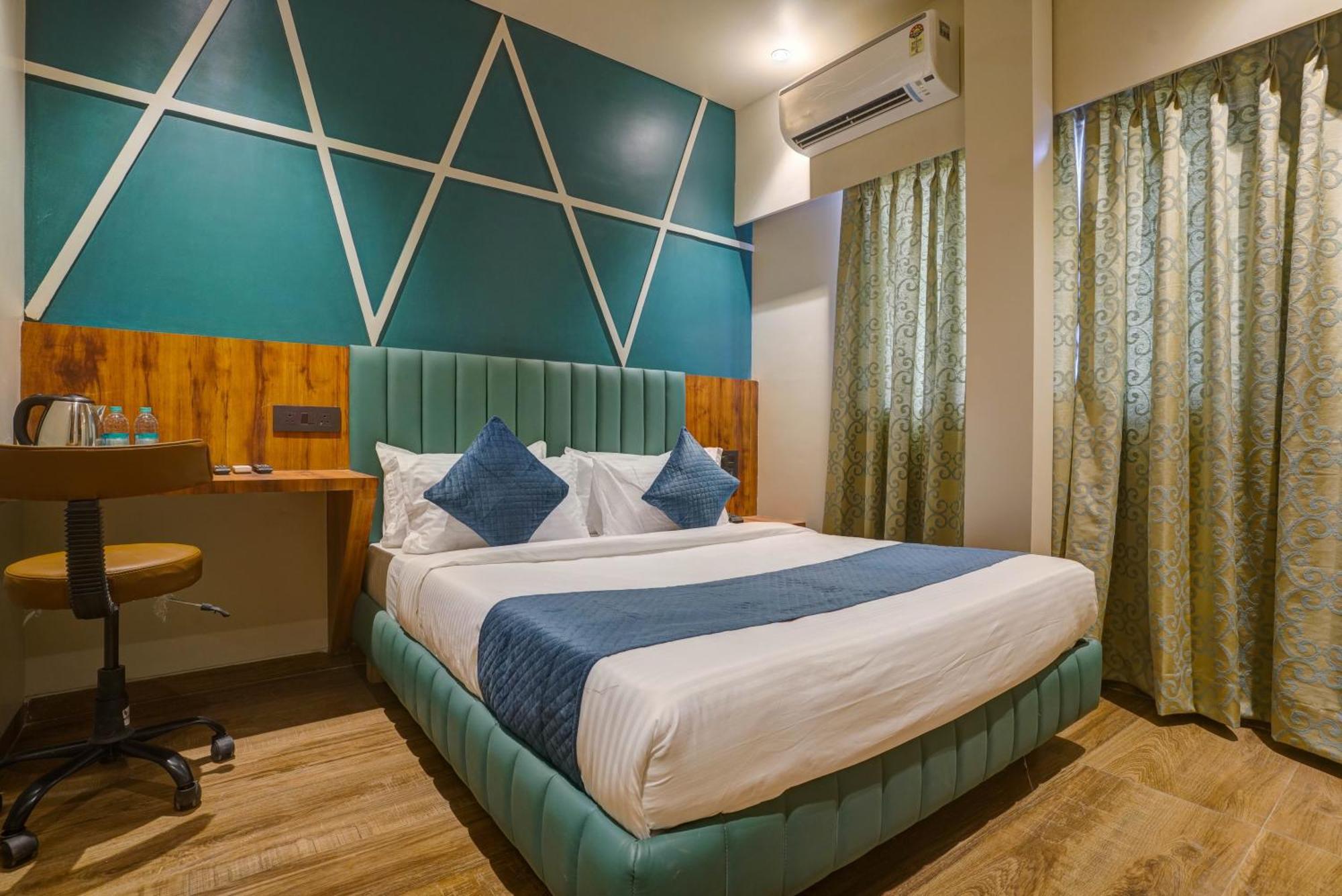 Hotel Starville Andheri Midc 3*