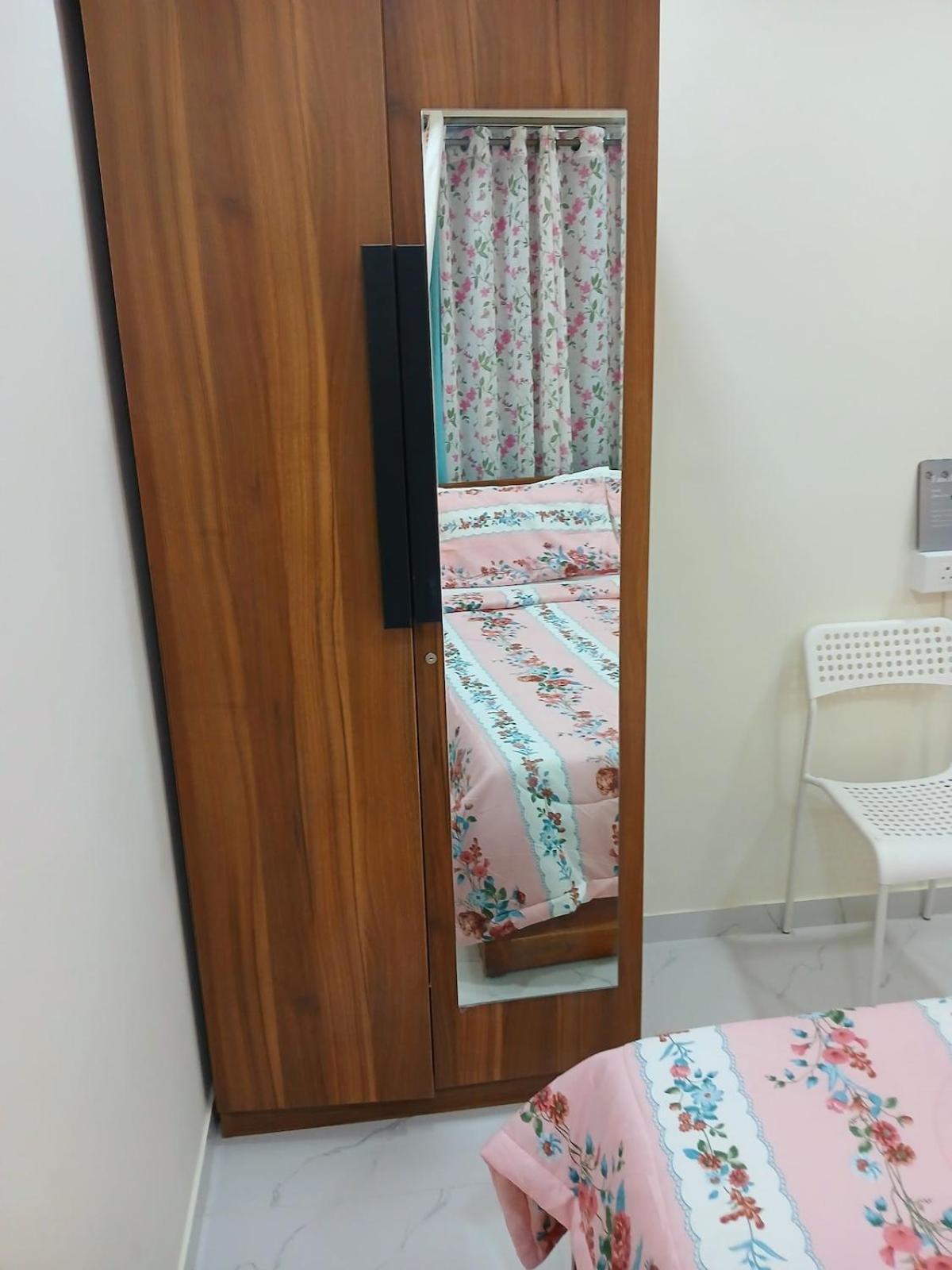Apartment Vienna 2bed 2bath Rustic Village Vibe Mumbai