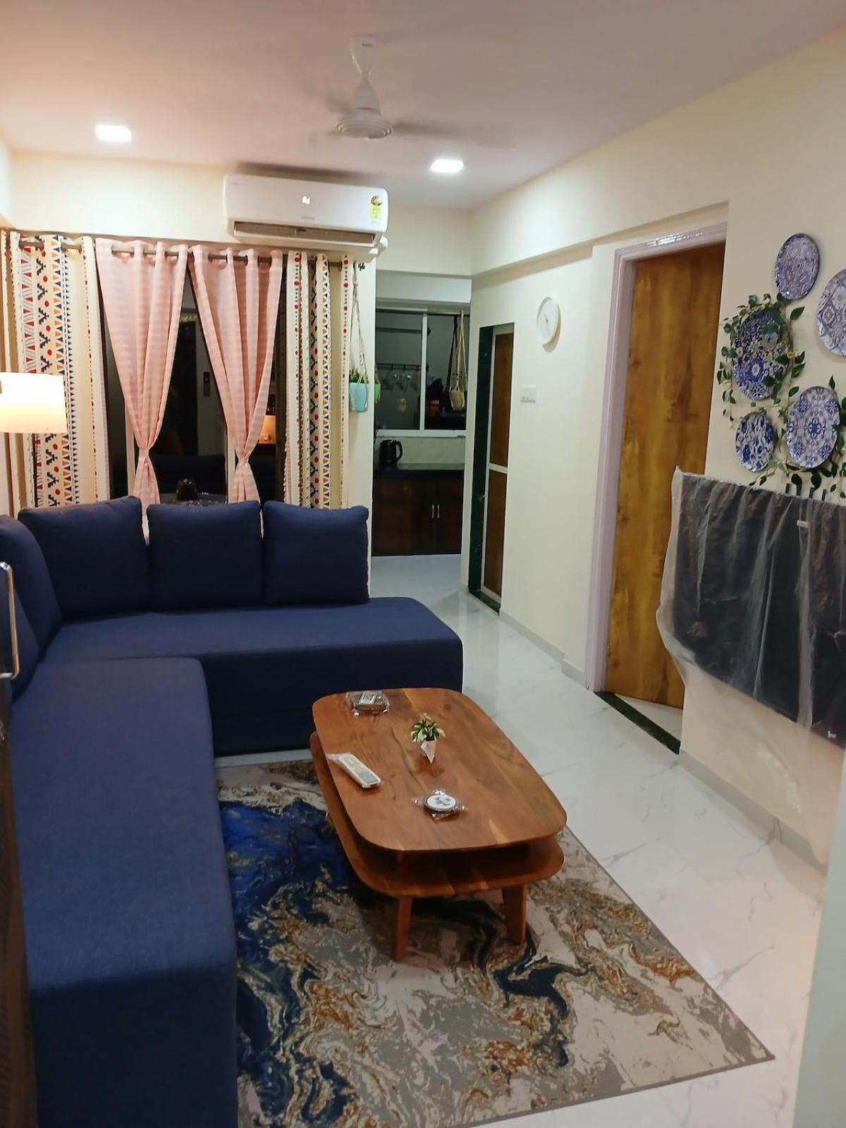 Vienna 2bed 2bath Rustic Village Vibe * Mumbai