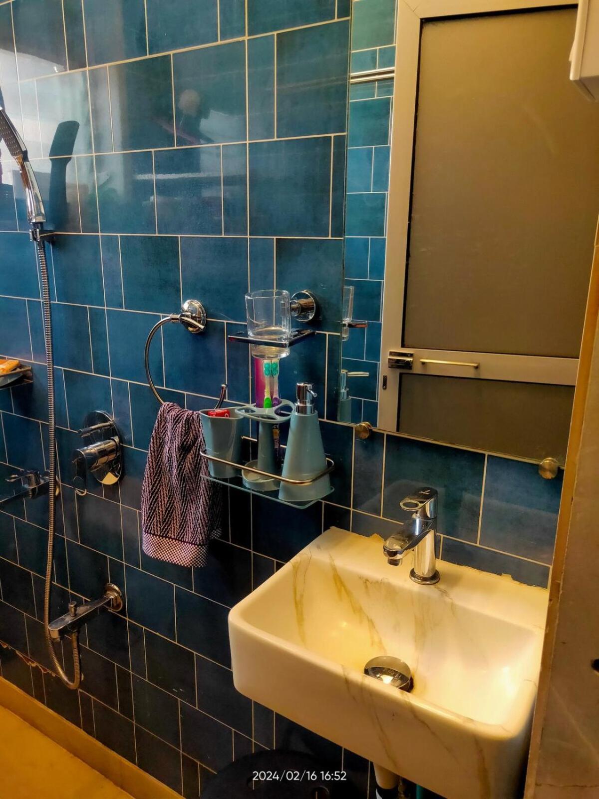 Stay-by-the-bay, 2bed Garden With Lounge Bdrm Apartment Mumbai