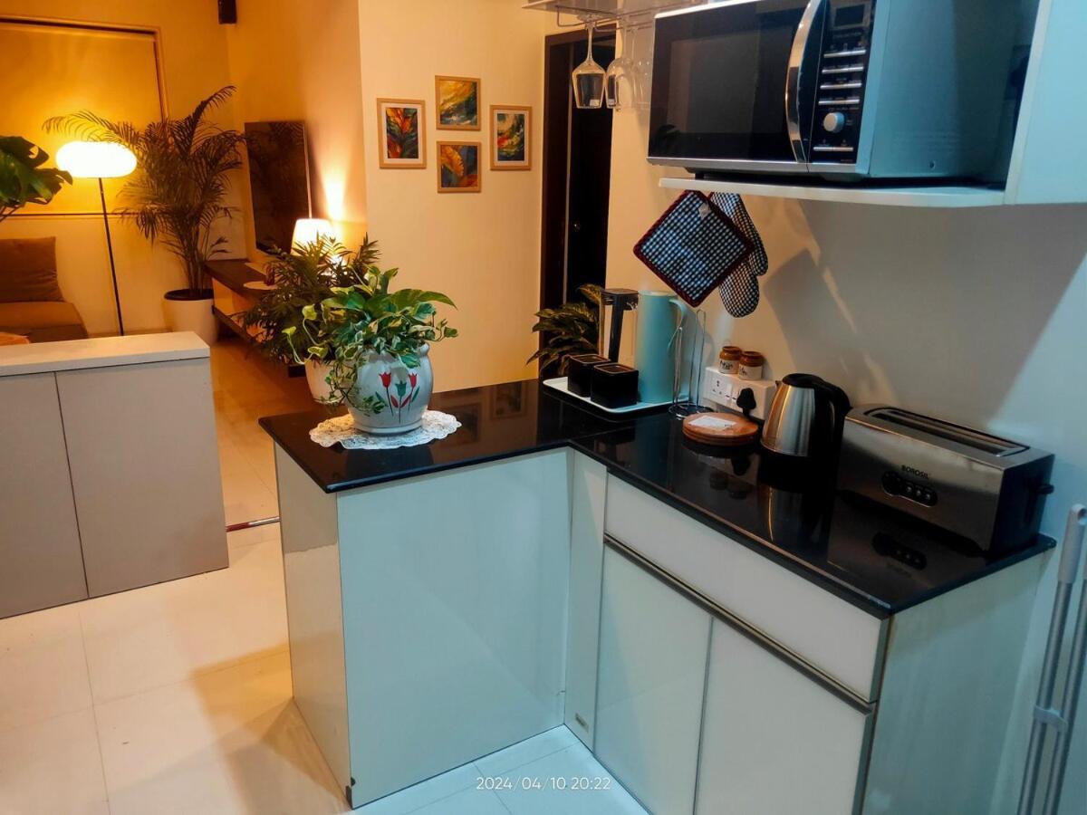 Casa Amora - Stylish Luxe 2bed 3bath Luxury * Mumbai