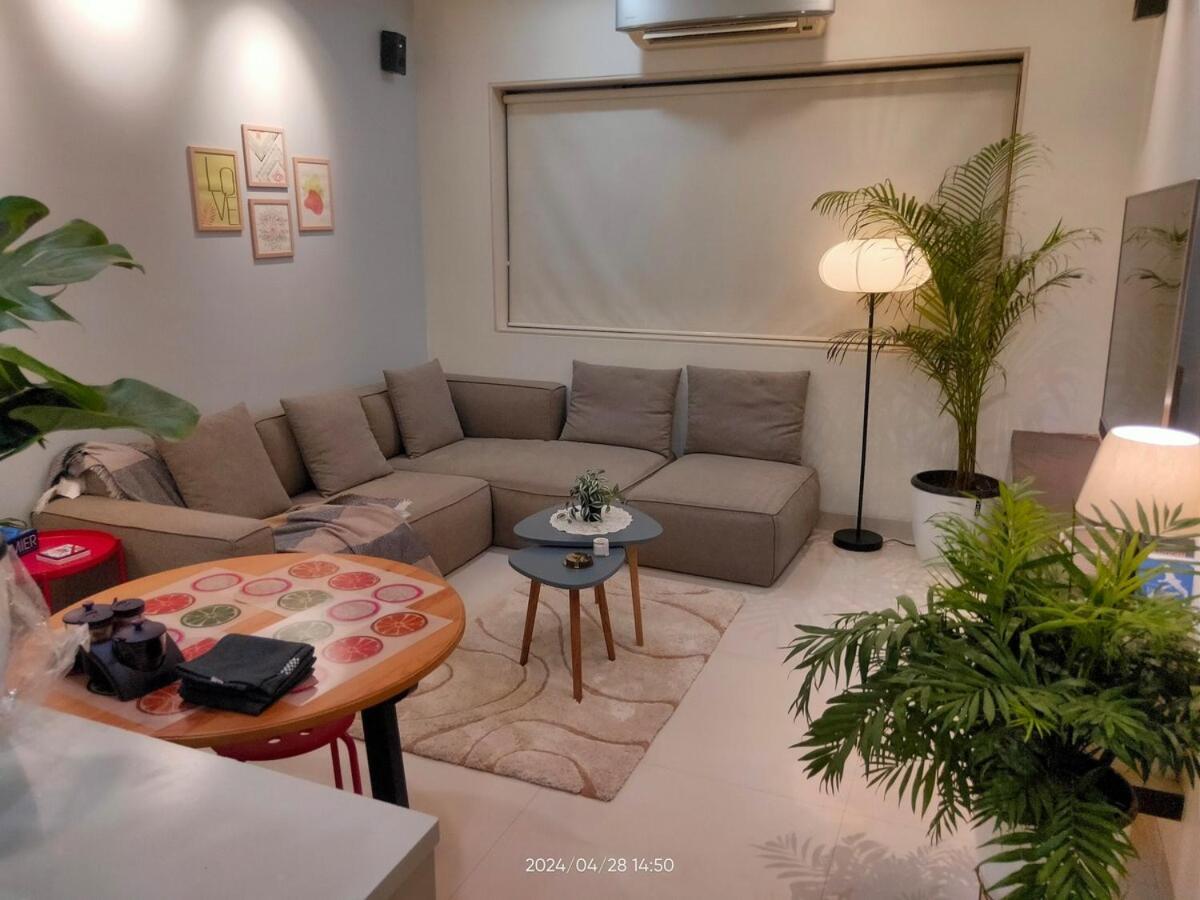 Casa Amora - Stylish Luxe 2bed 3bath Luxury * Mumbai