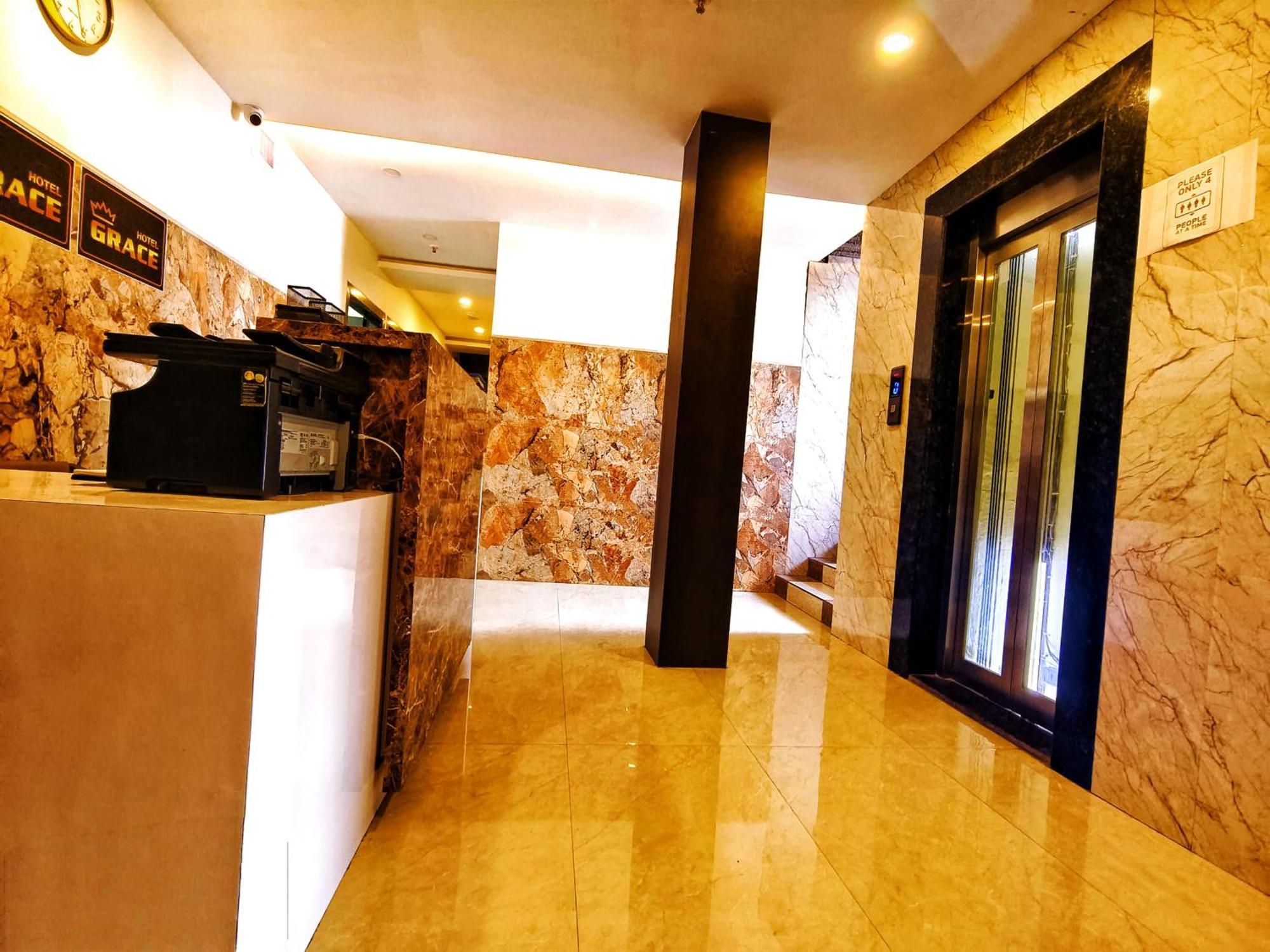 Hotel Grace V