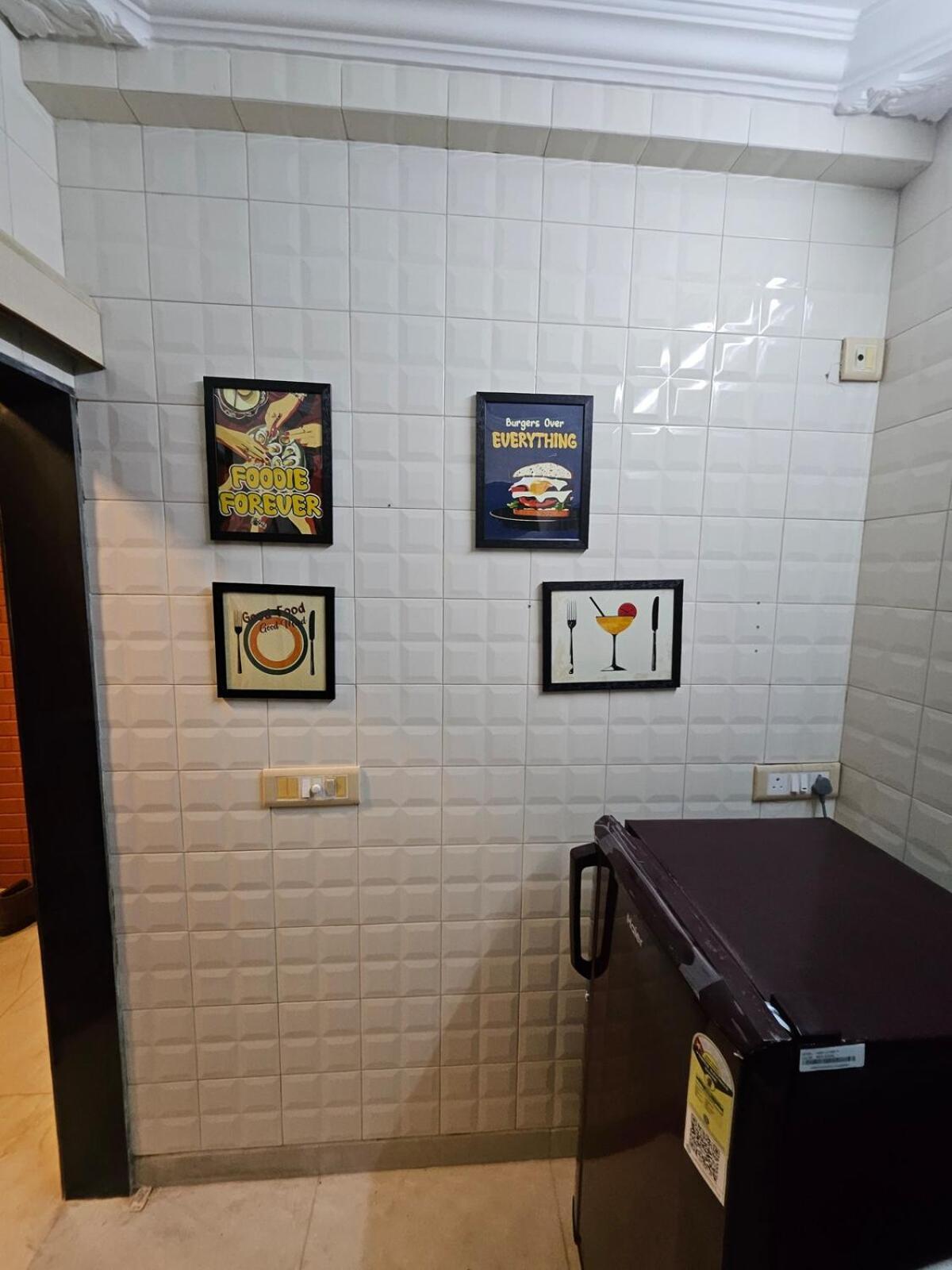 Brick Maison 1bhk With Free Parking, Juhu Bandra *