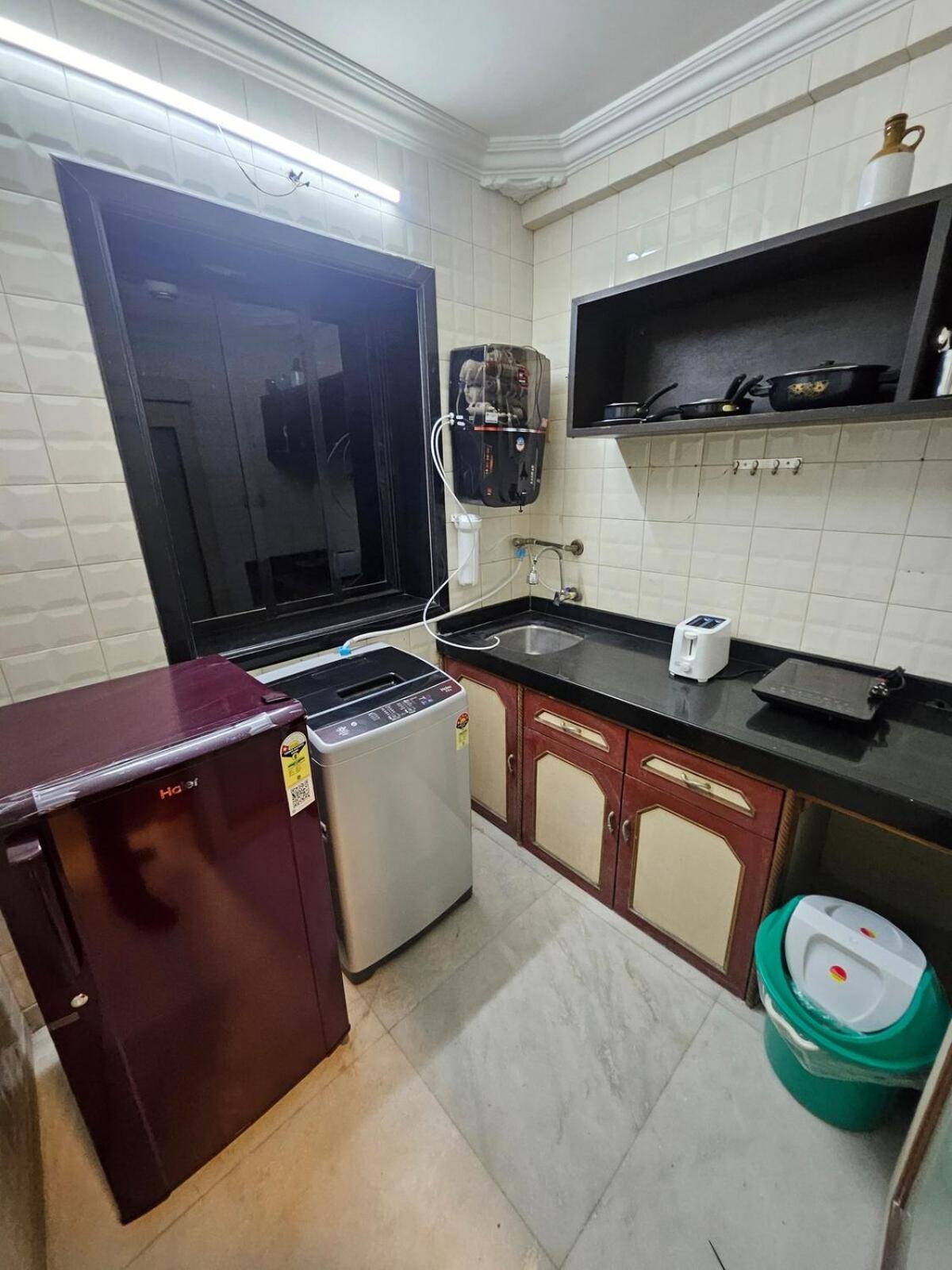 Brick Maison 1bhk With Free Parking, Juhu Bandra