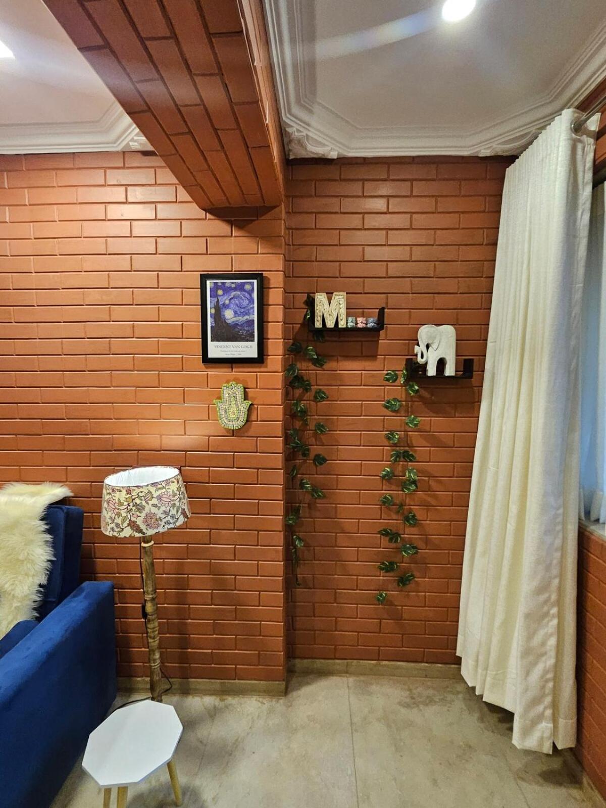 Brick Maison 1bhk With Free Parking, Juhu Bandra *