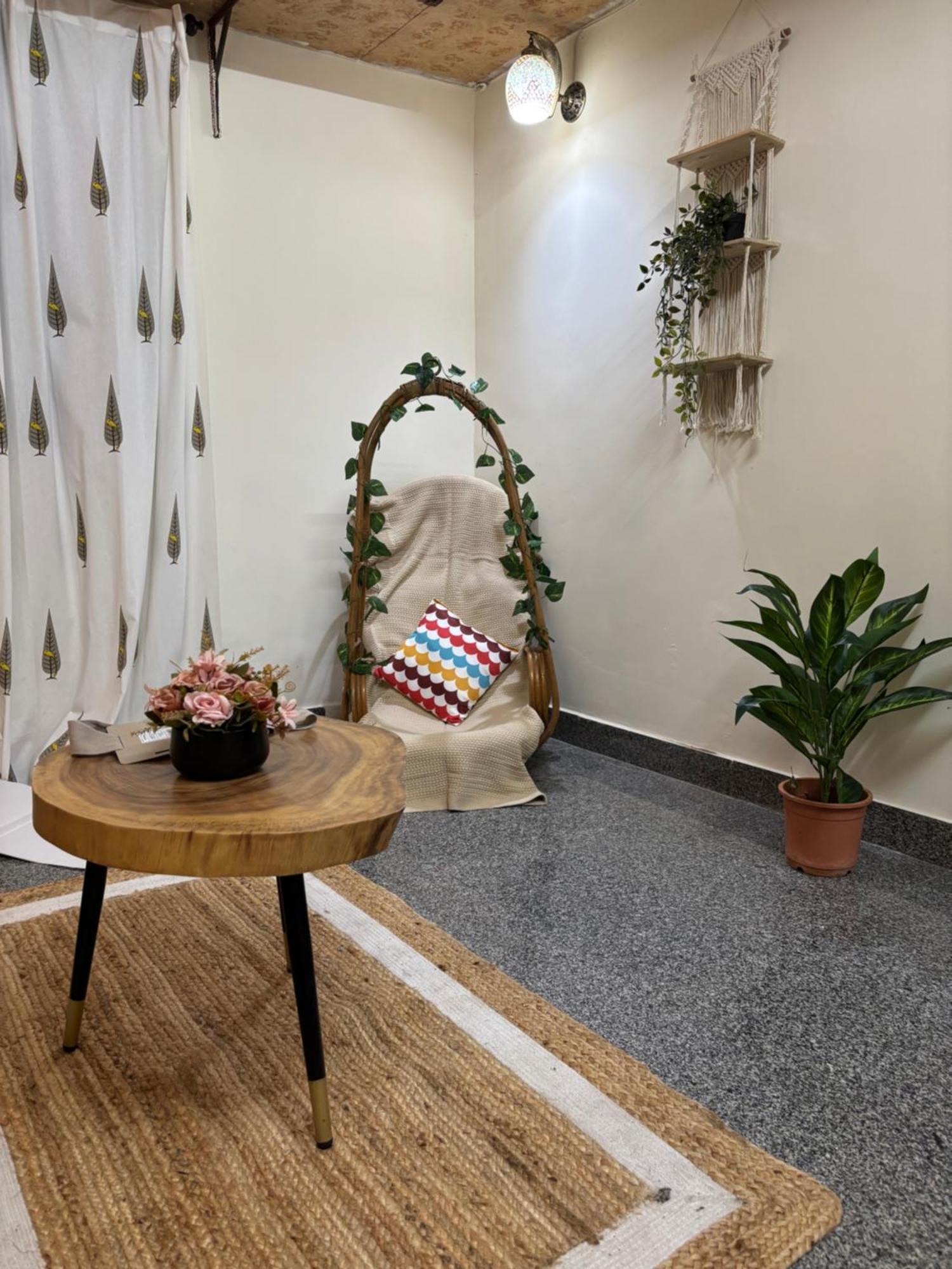 Monix Place Homestay Mumbai
