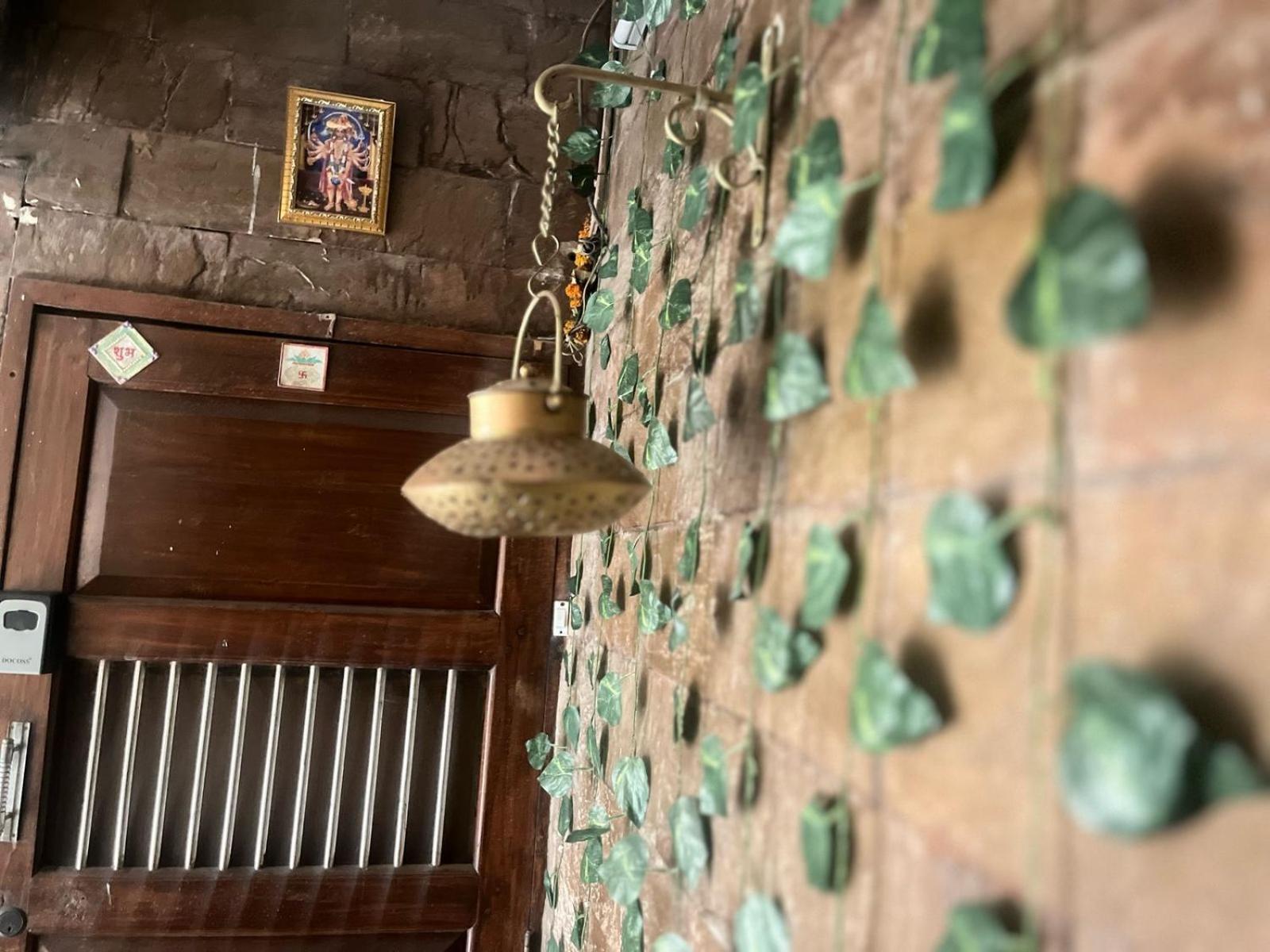 Monix Place Homestay Mumbai