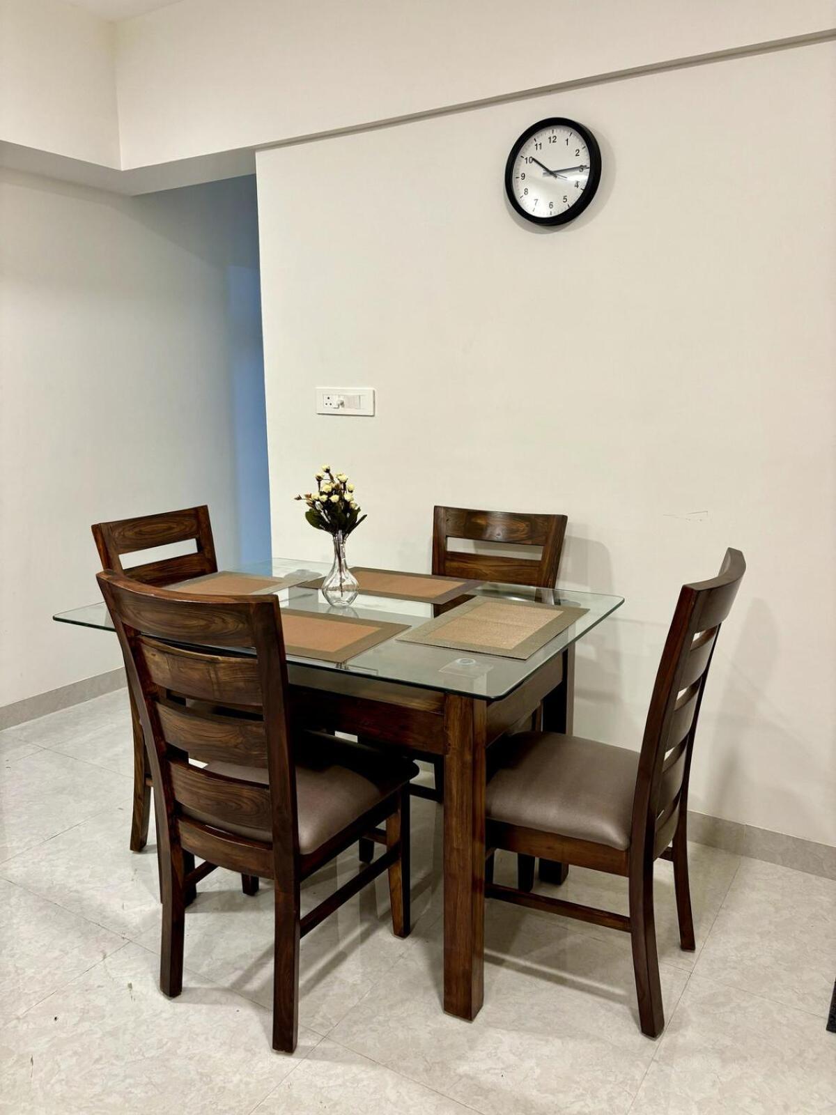 Vibrant 2 Bhk Near Airport * Mumbai